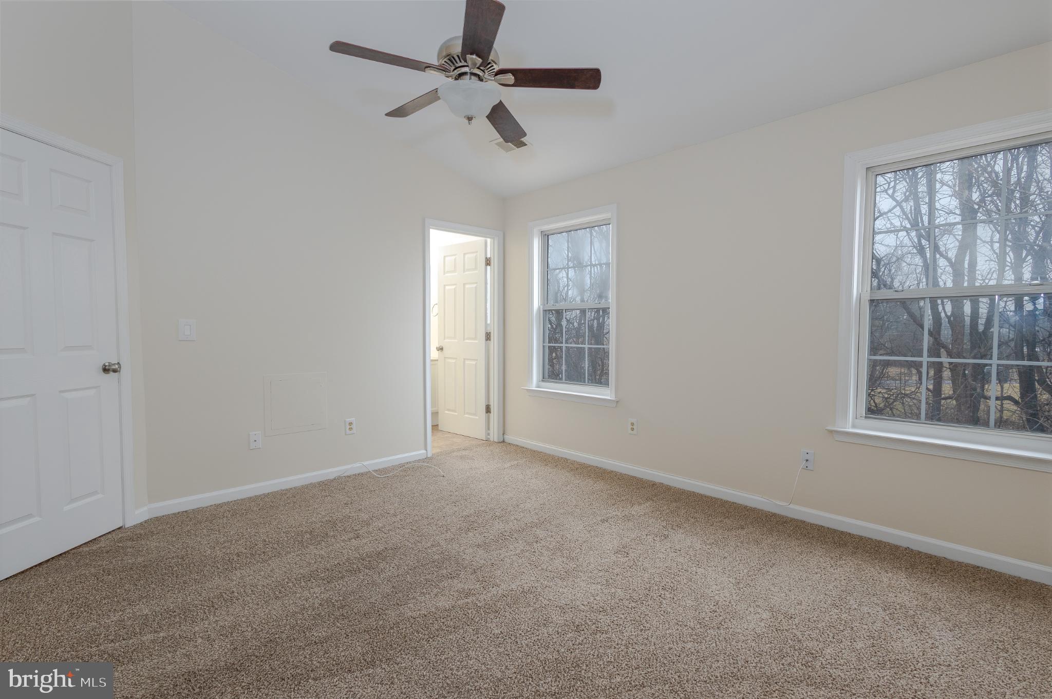 LAUREL RIDGE - Residential