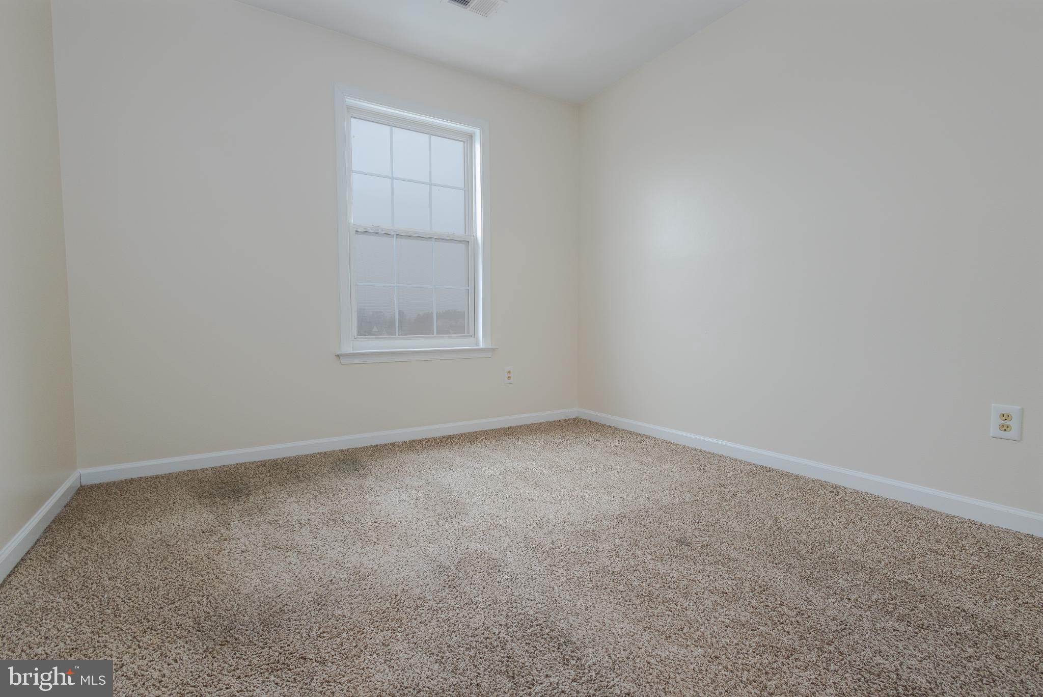 LAUREL RIDGE - Residential