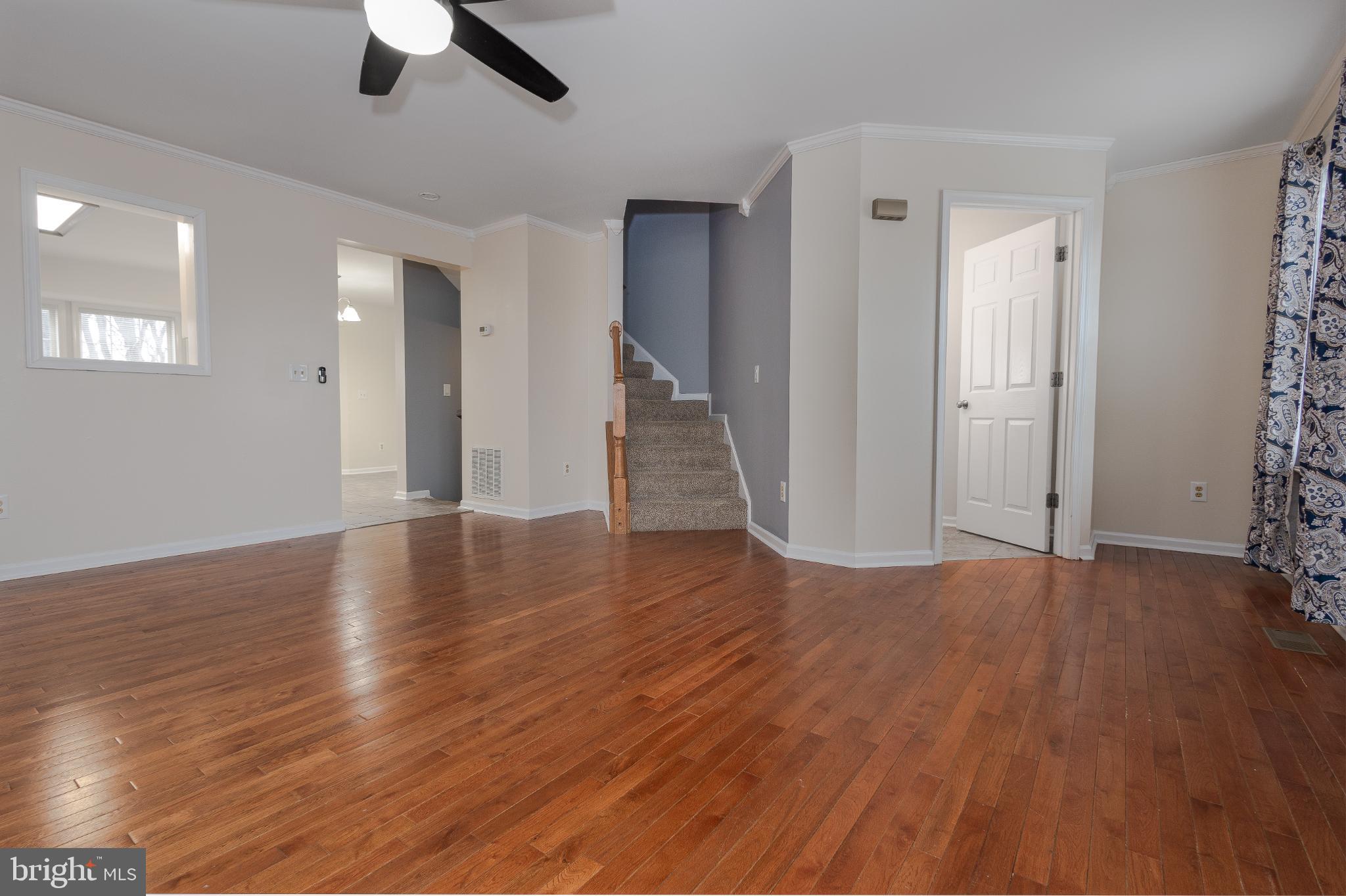 LAUREL RIDGE - Residential