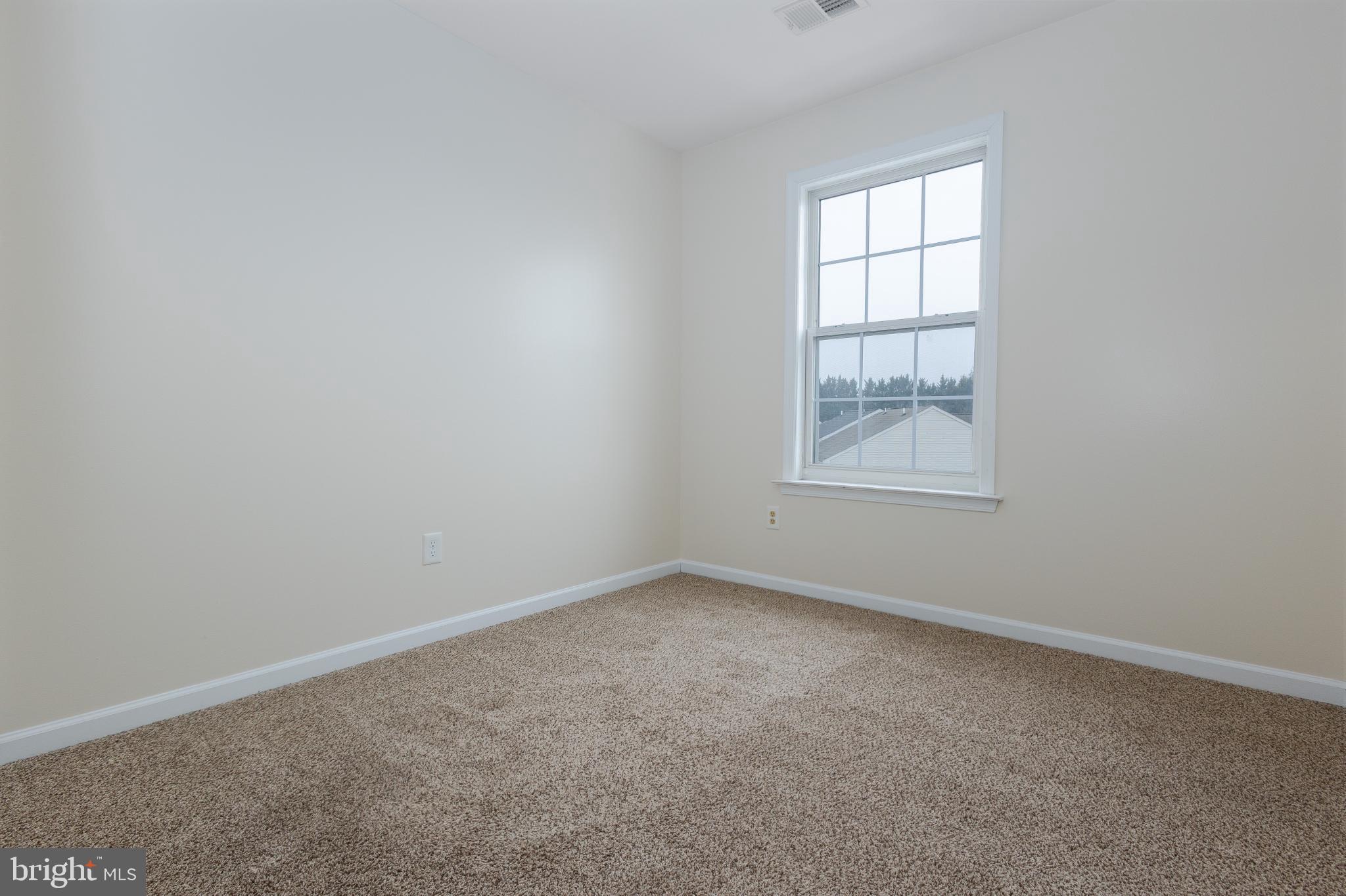 LAUREL RIDGE - Residential