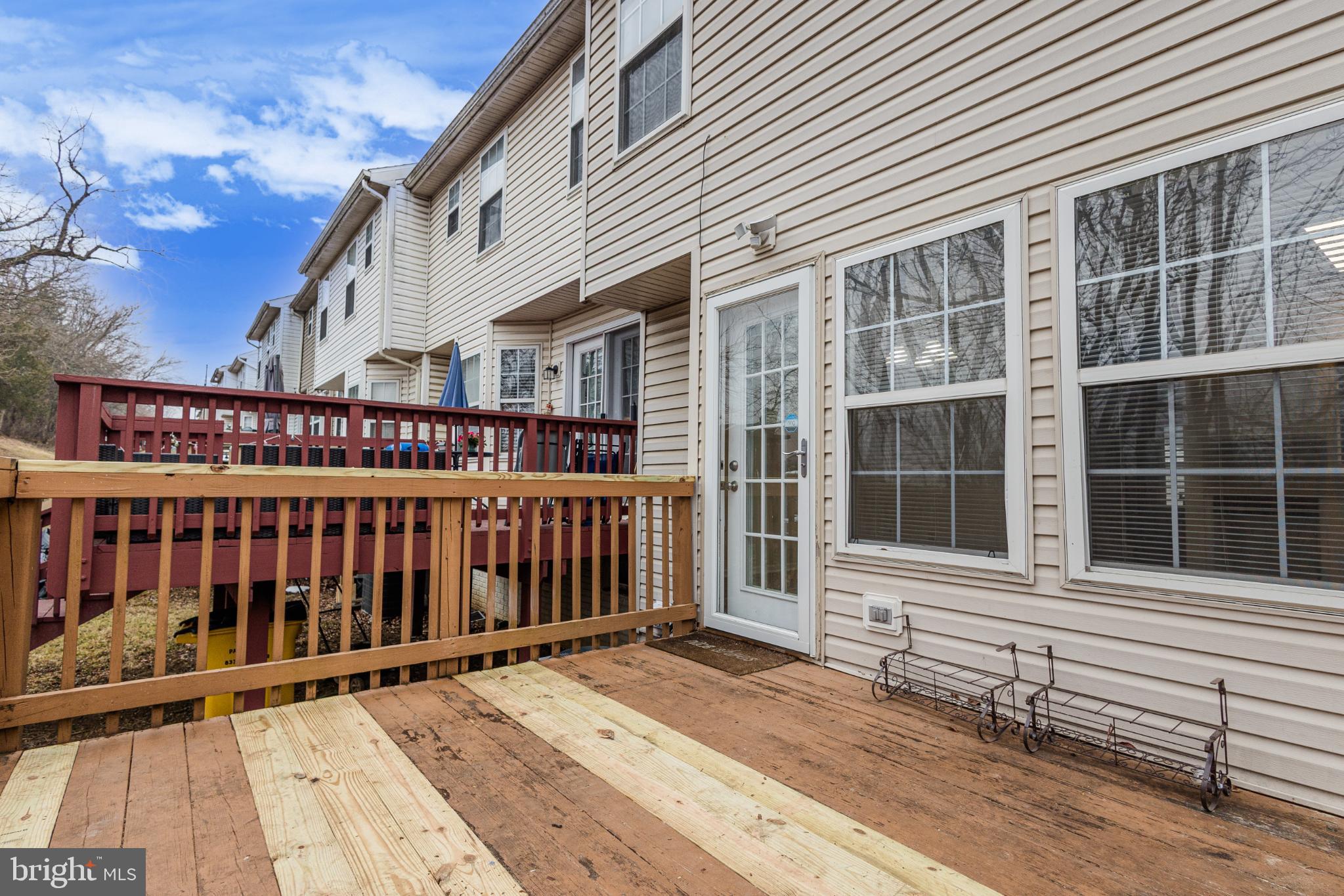 LAUREL RIDGE - Residential