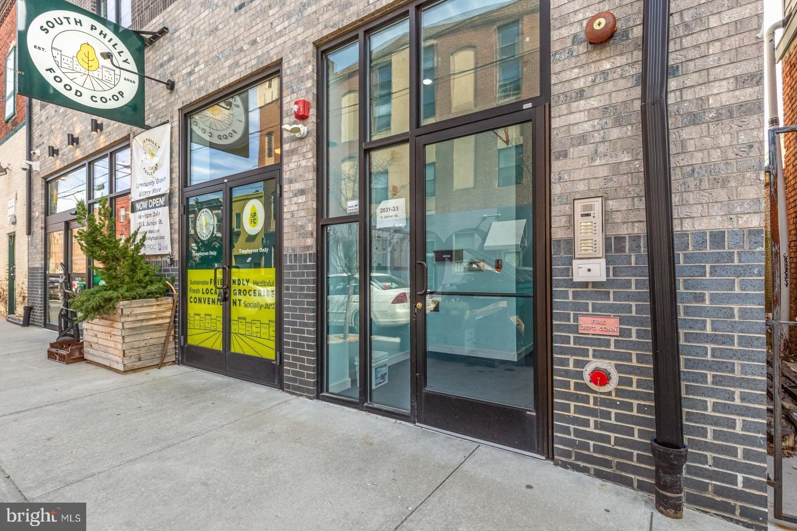 EAST PASSYUNK CROSSING - Residential Lease