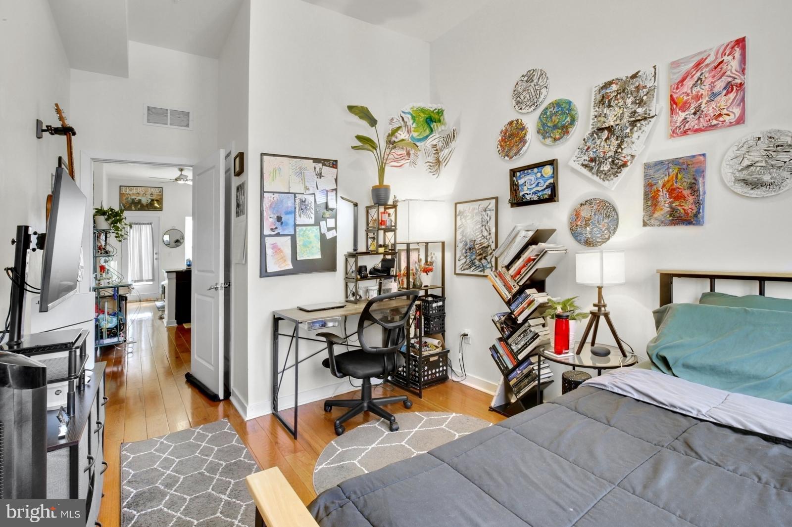 EAST PASSYUNK CROSSING - Residential Lease