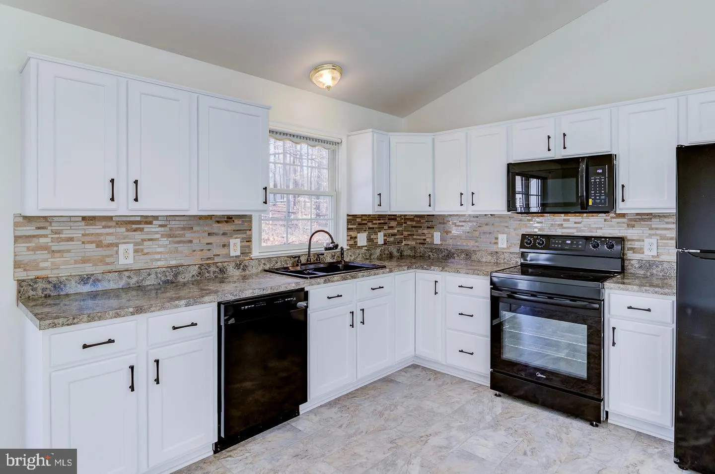 North East, Maryland 21901, United States, 3 Bedrooms Bedrooms, ,3 BathroomsBathrooms,Residential,Pending,26527