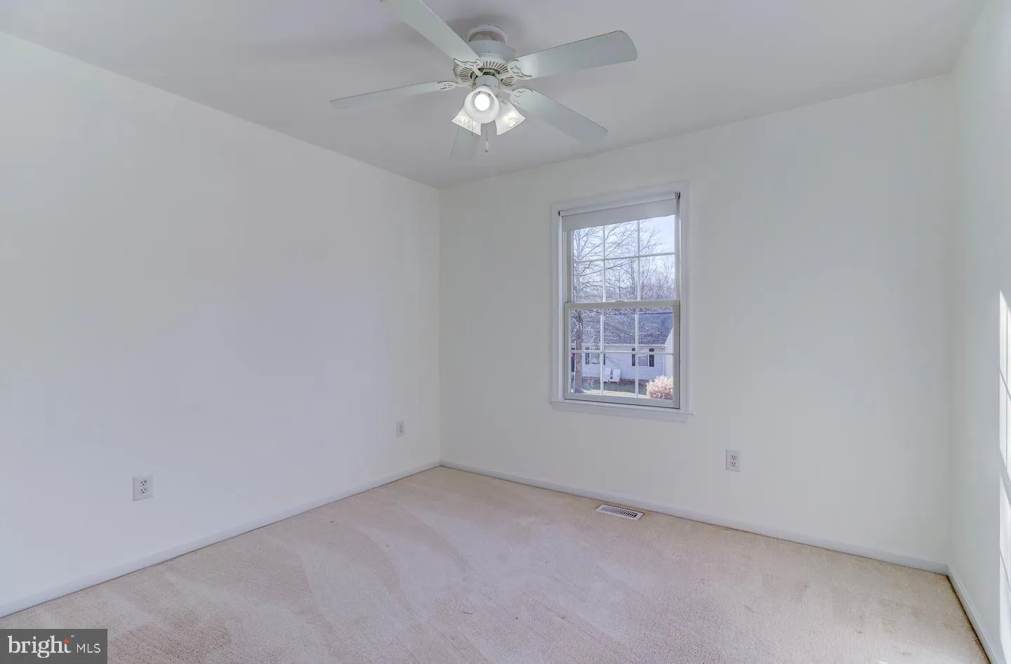 North East, Maryland 21901, United States, 3 Bedrooms Bedrooms, ,3 BathroomsBathrooms,Residential,Pending,26527