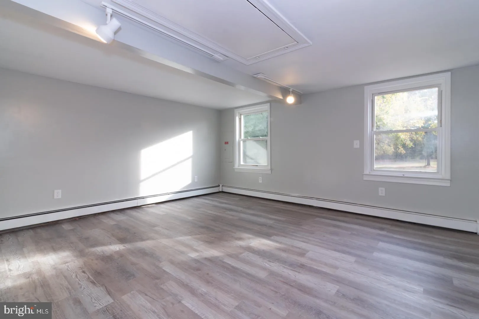 Franklinville, New Jersey 08322, United States, 3 Bedrooms Bedrooms, ,2 BathroomsBathrooms,Residential,Pending,33492