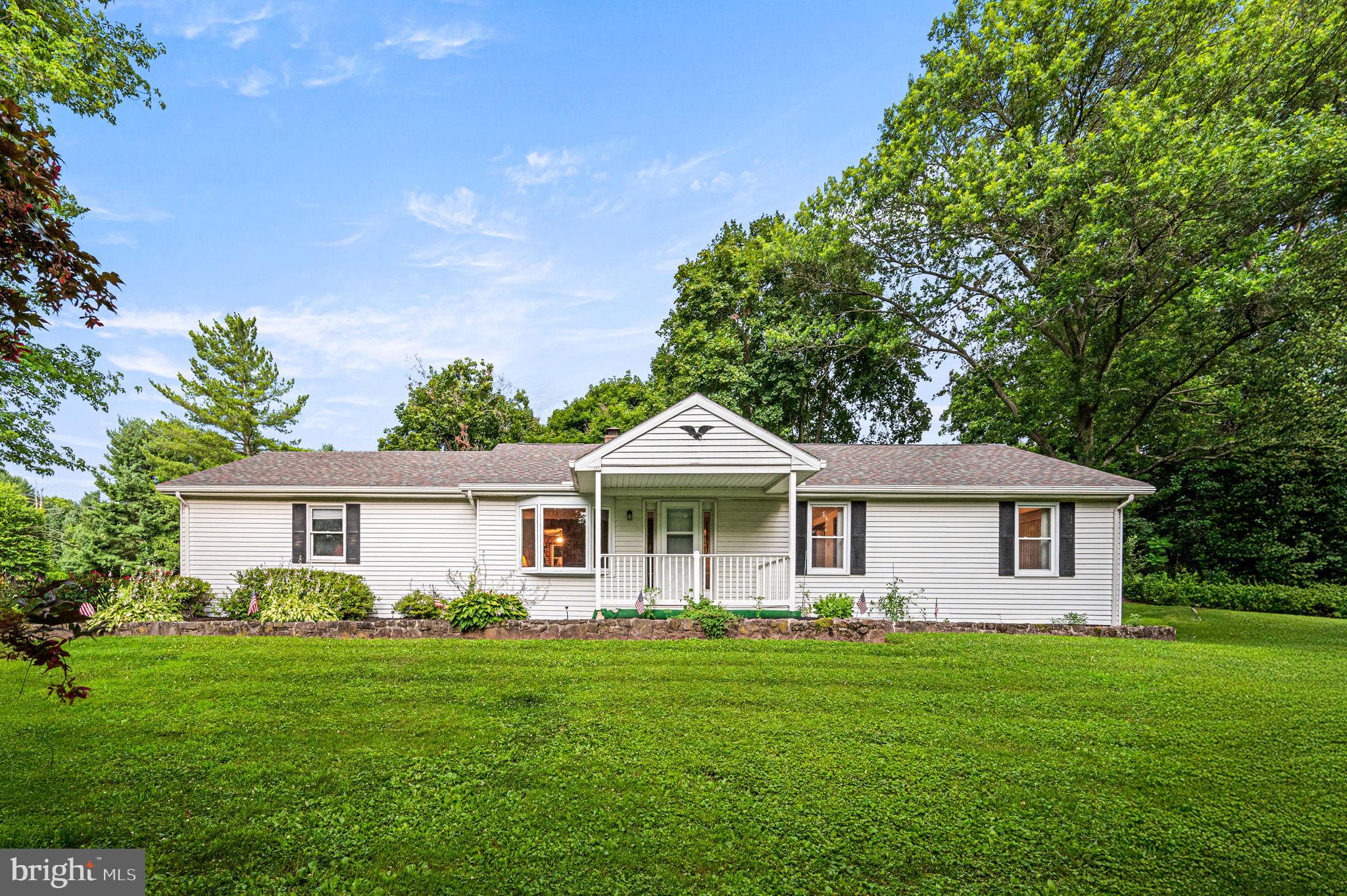 1505 HARVEY LANE