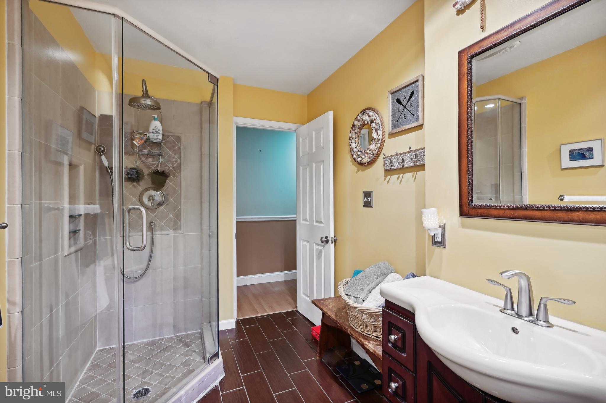 HAMMOND PARK - Residential