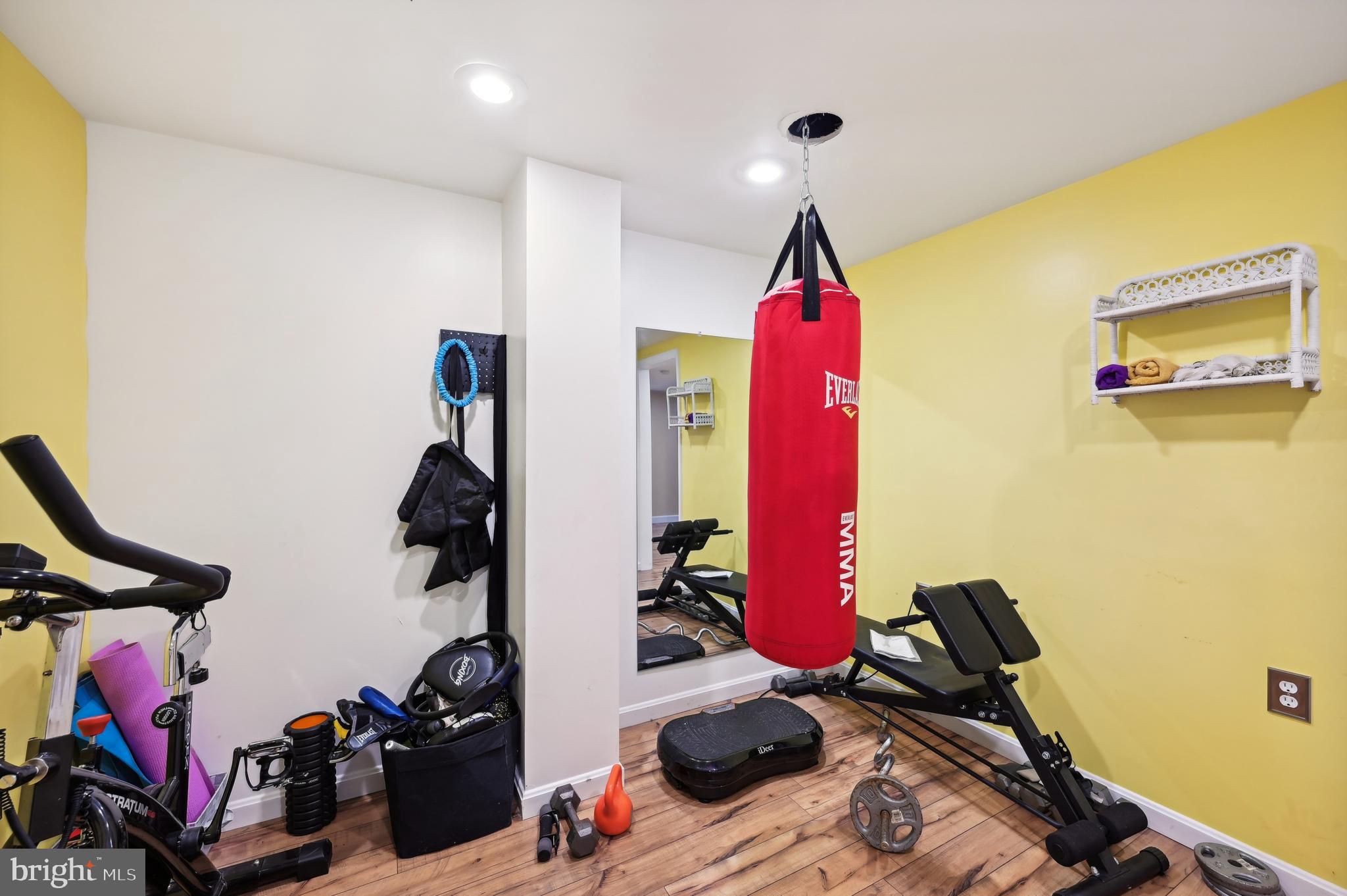 HAMMOND PARK - Residential