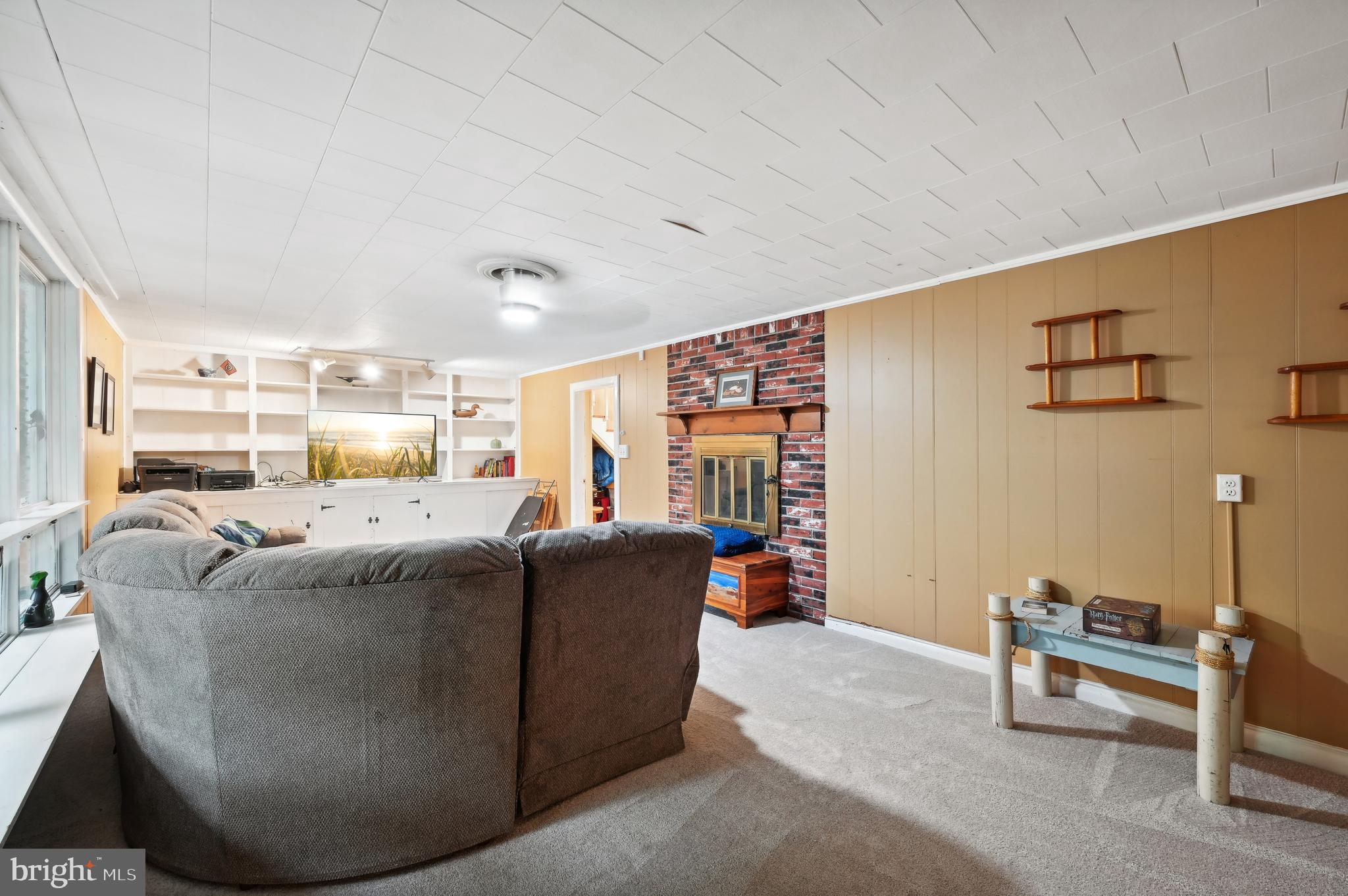 HAMMOND PARK - Residential