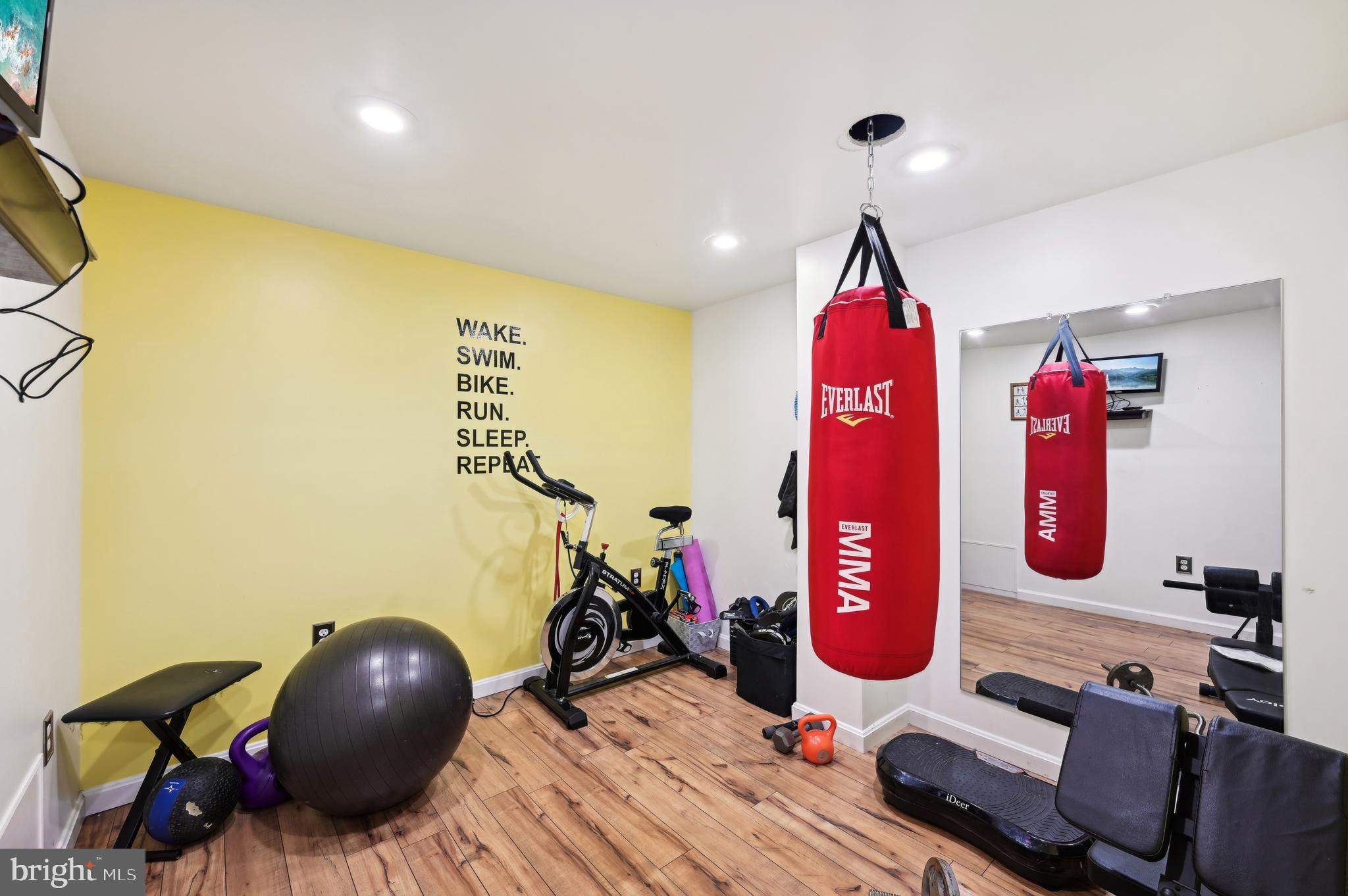 HAMMOND PARK - Residential