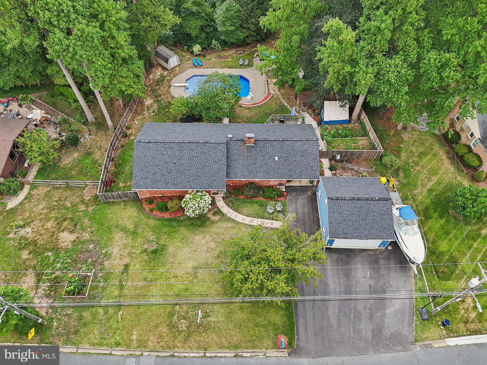 HAMMOND PARK - Residential