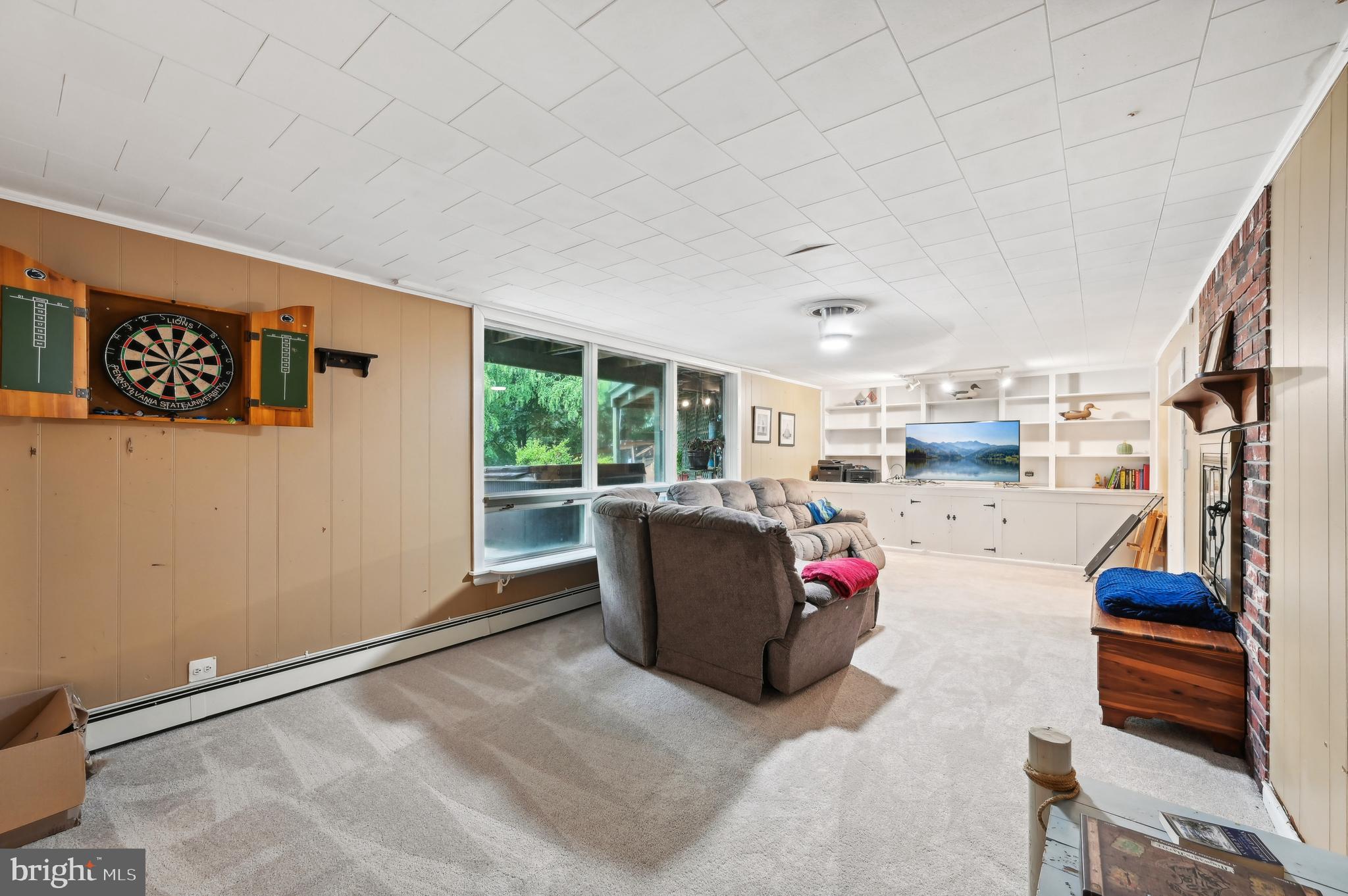 HAMMOND PARK - Residential