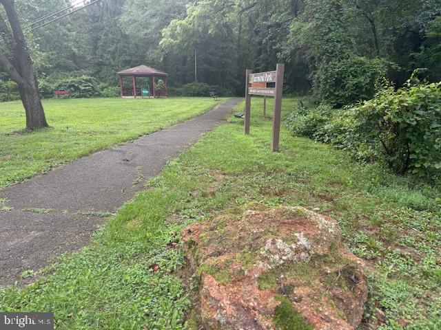 HAMMOND PARK - Residential