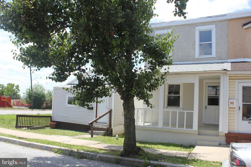 Welcome to 206 Wilcox Street, a Gem in the Boro of Trainer.  Recently updated throughout, you’ll find it Clean and ready to move into.  With all New Carpet & Padding, Kitchen Floor & Gas Stove, Fresh Painting inside and out, New Window Flashing & Capping and Roof Coating with New Gutters & Downspouts there won’t be much to do except make this great Home yours then unpack and relax. Don’t miss out, schedule your tour today!