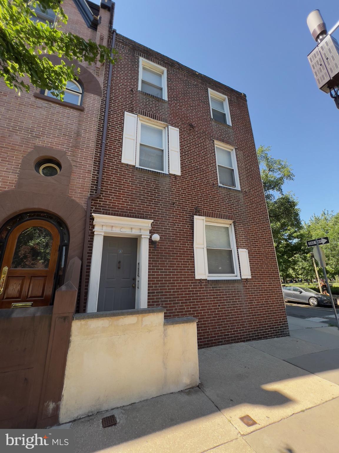 FITLER SQUARE - Residential Lease