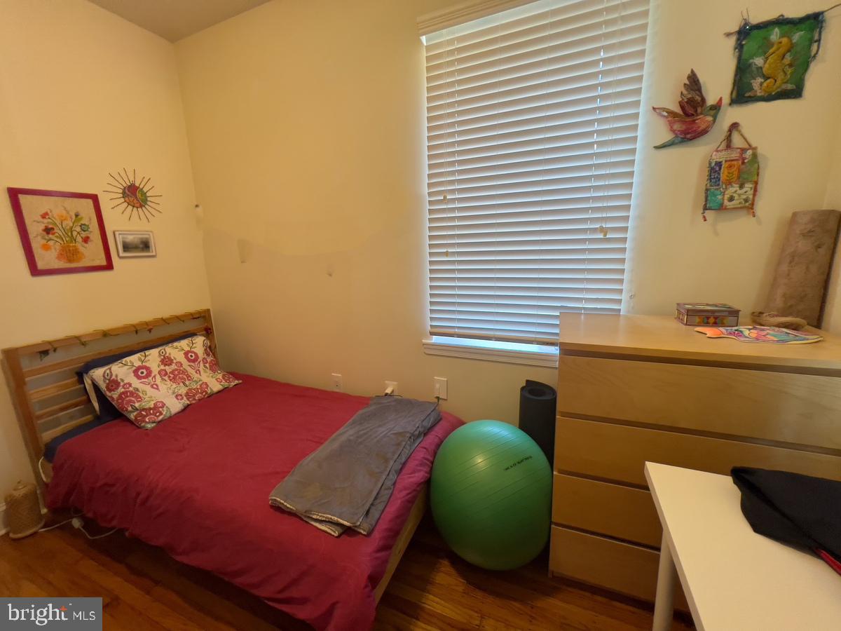 FITLER SQUARE - Residential Lease