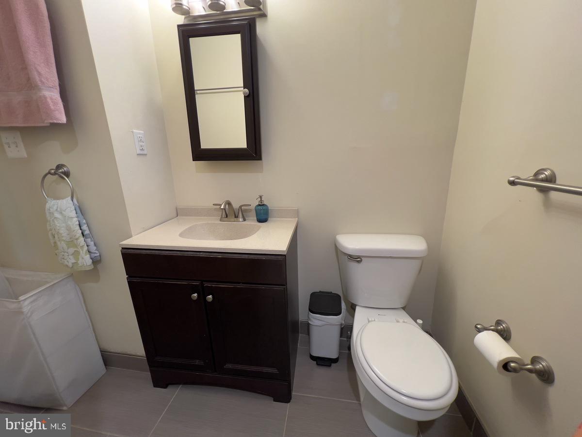 FITLER SQUARE - Residential Lease