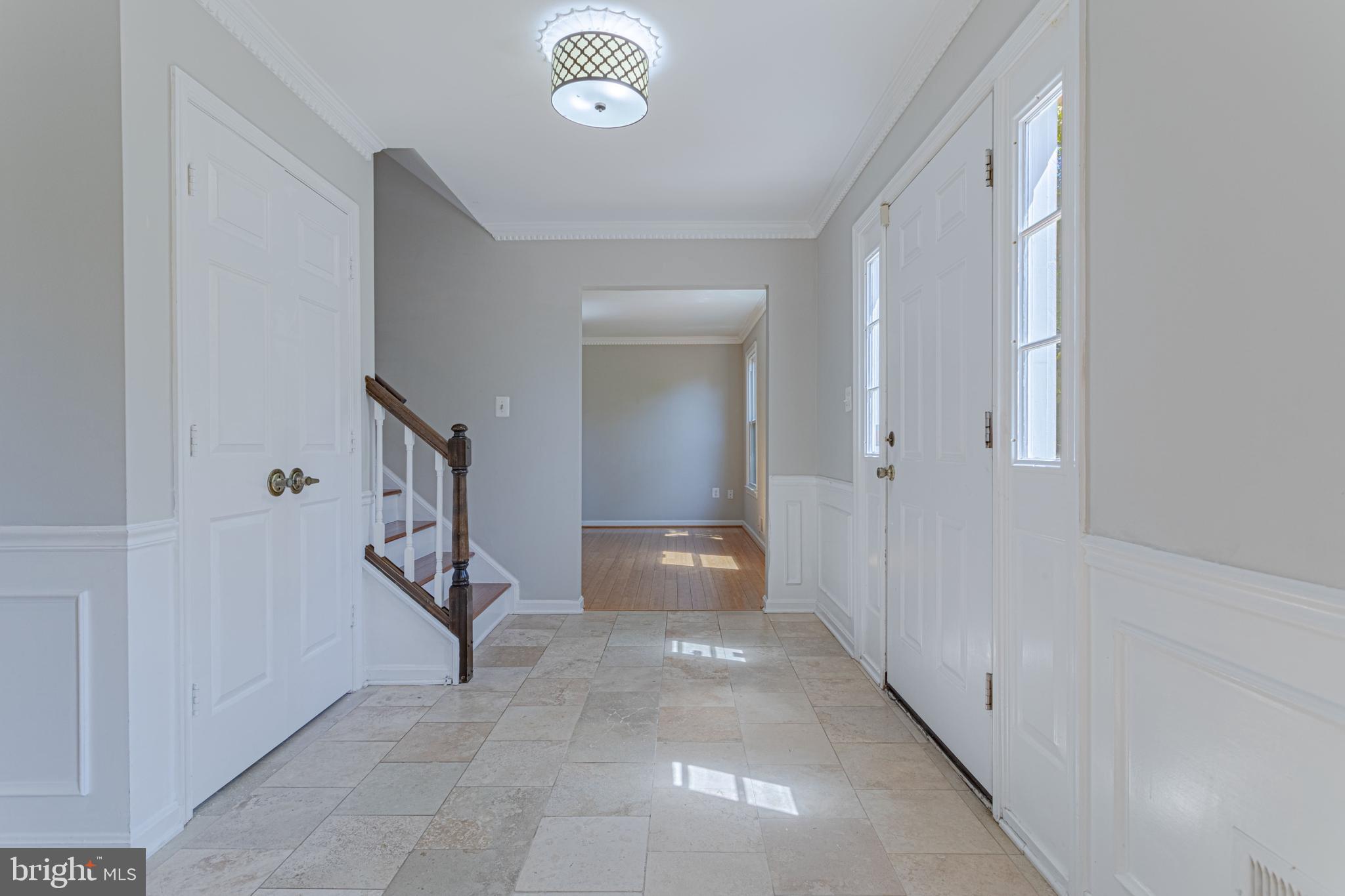 AMBERWOOD - Residential Lease