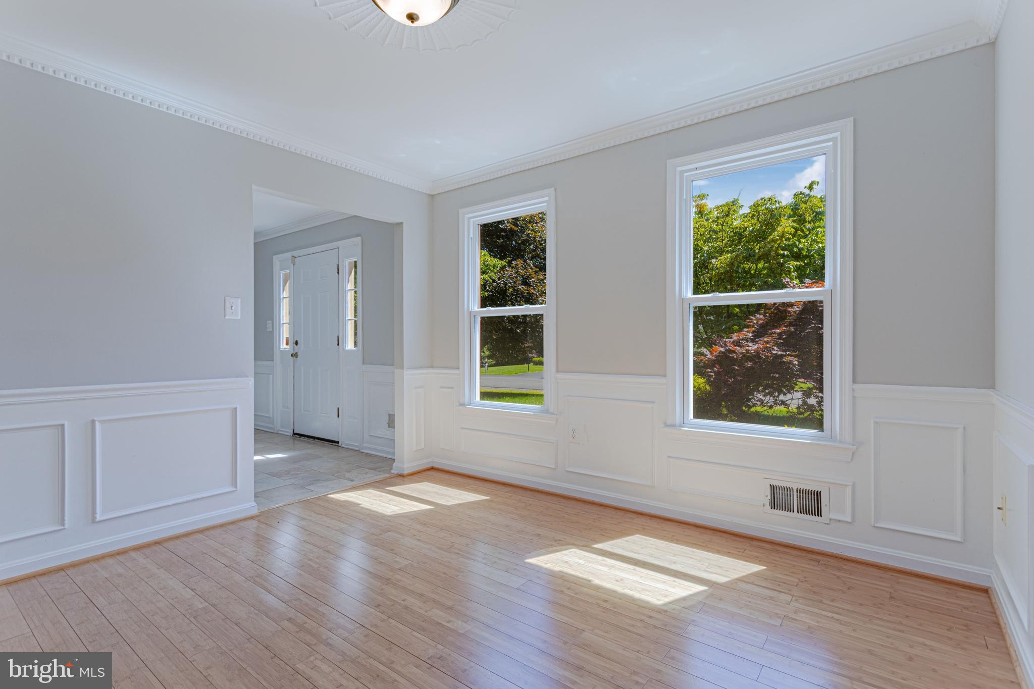 AMBERWOOD - Residential Lease