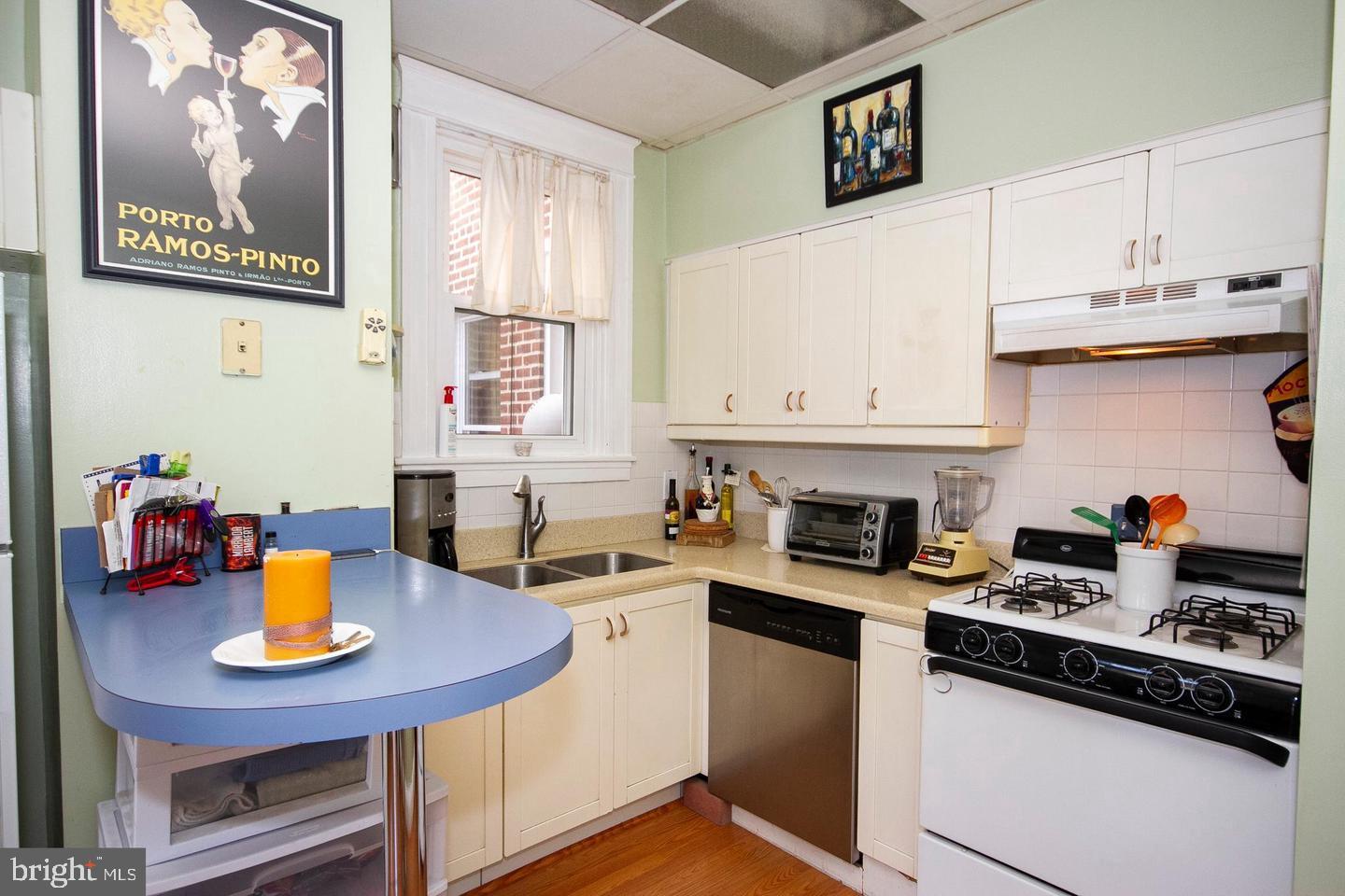 LITTLE FLOWER - Residential