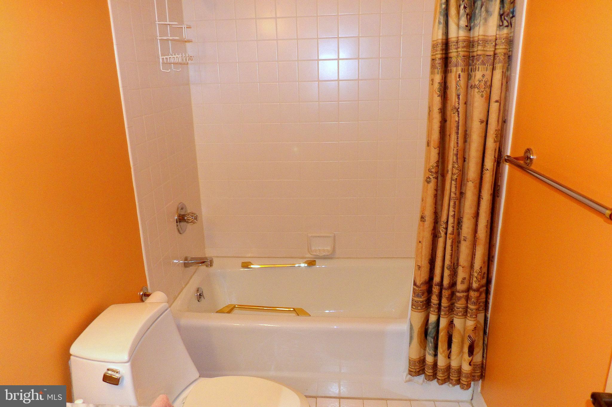 TUSCANY CANTERBURY - Residential