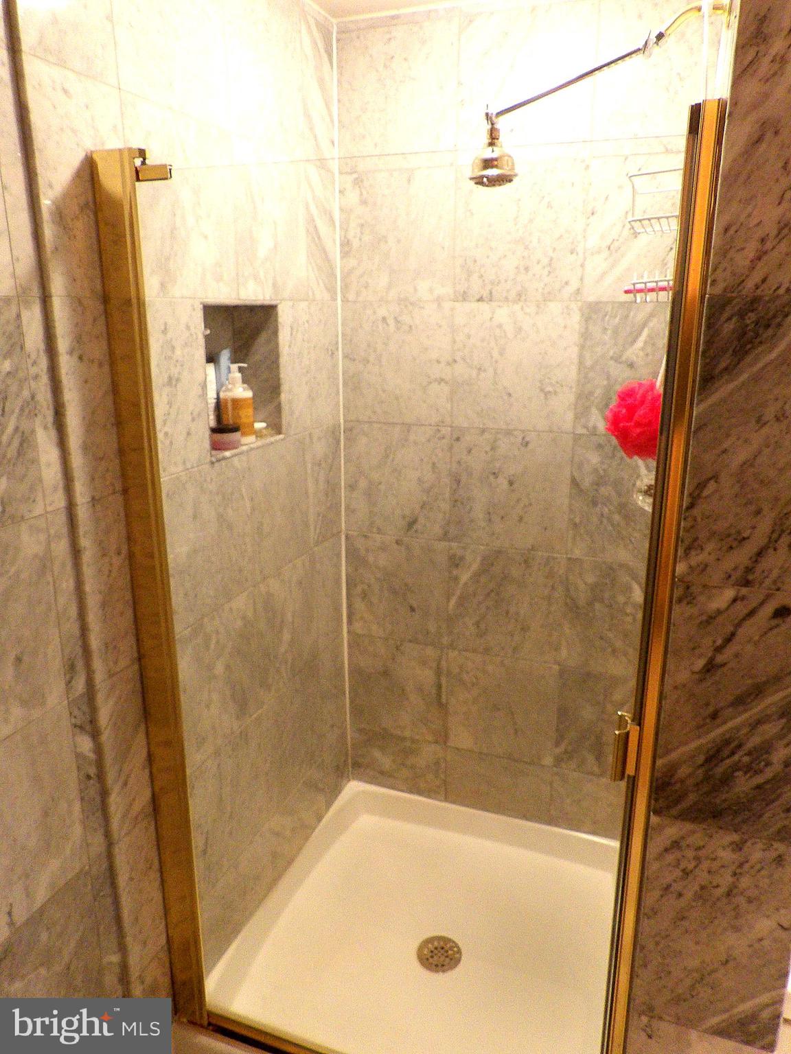 TUSCANY CANTERBURY - Residential