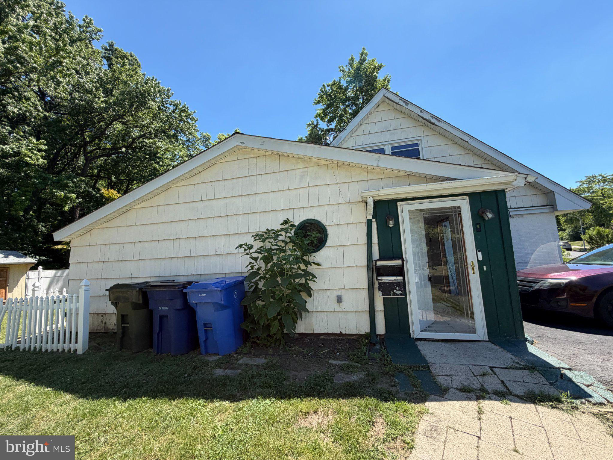5 PASTORAL LANE