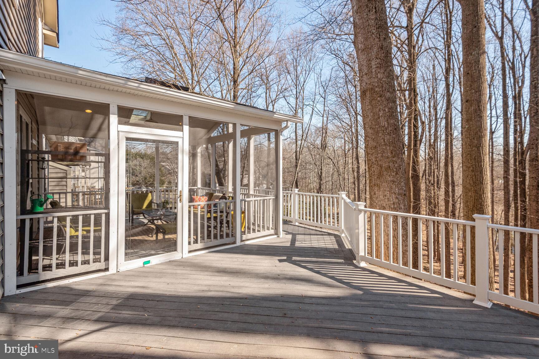 LAKELANDS - Residential