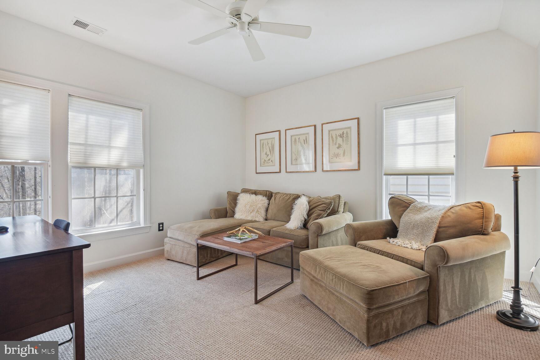 LAKELANDS - Residential