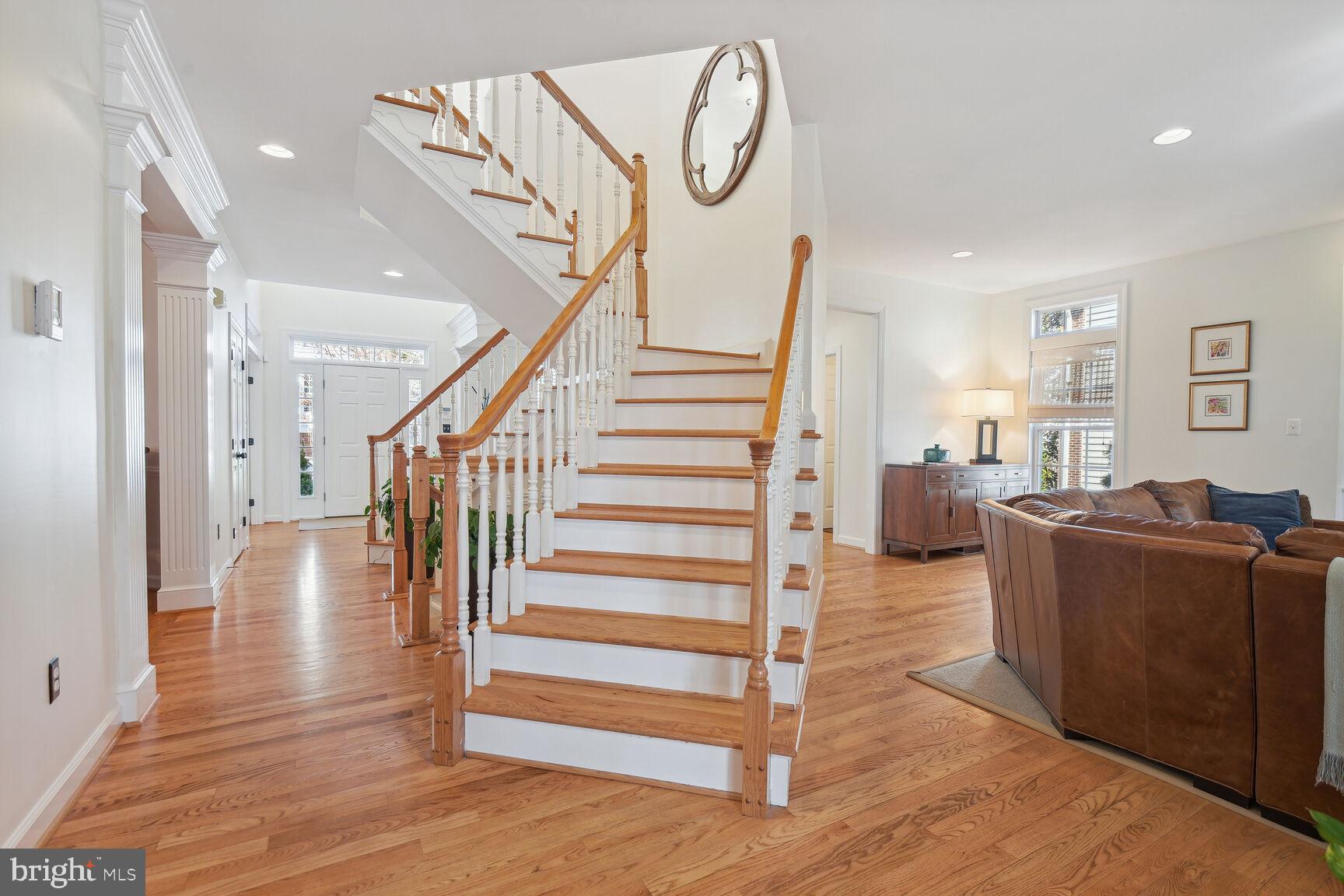 LAKELANDS - Residential