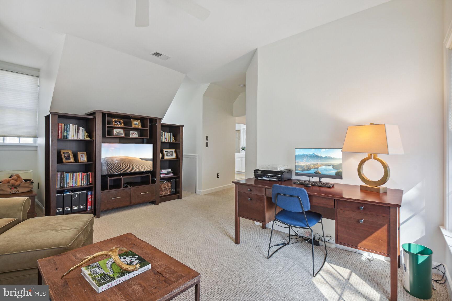 LAKELANDS - Residential