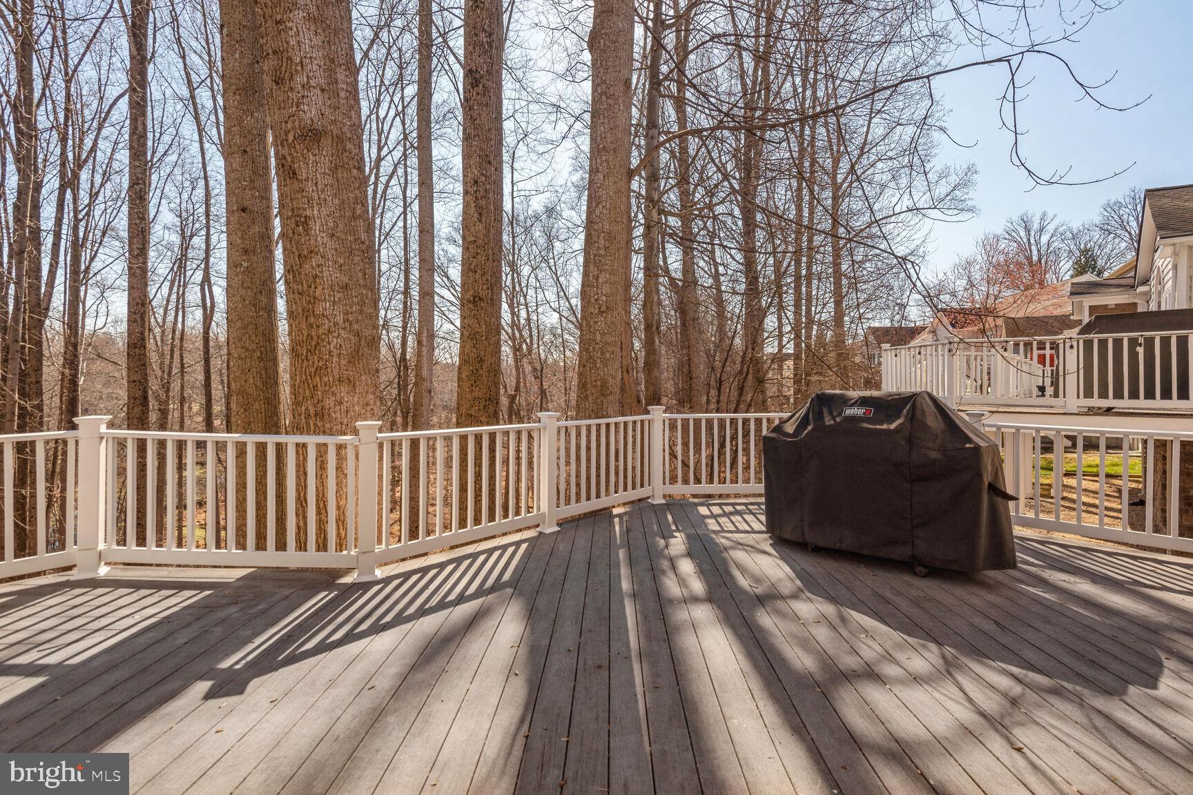 LAKELANDS - Residential