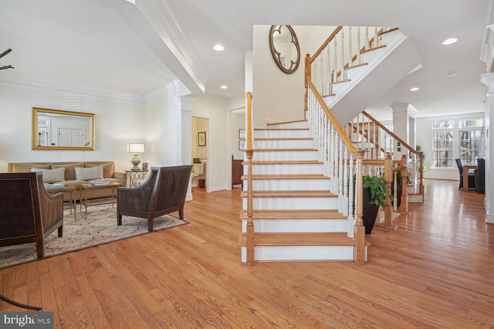 LAKELANDS - Residential