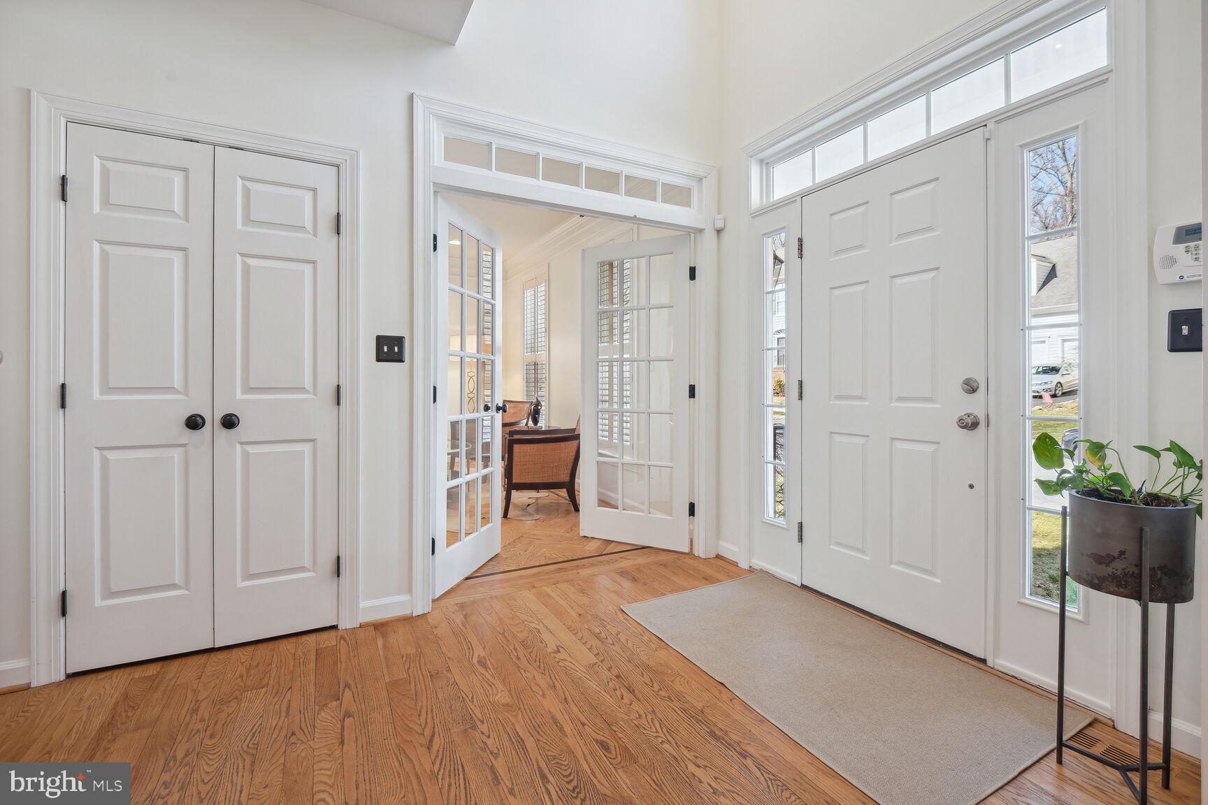 LAKELANDS - Residential