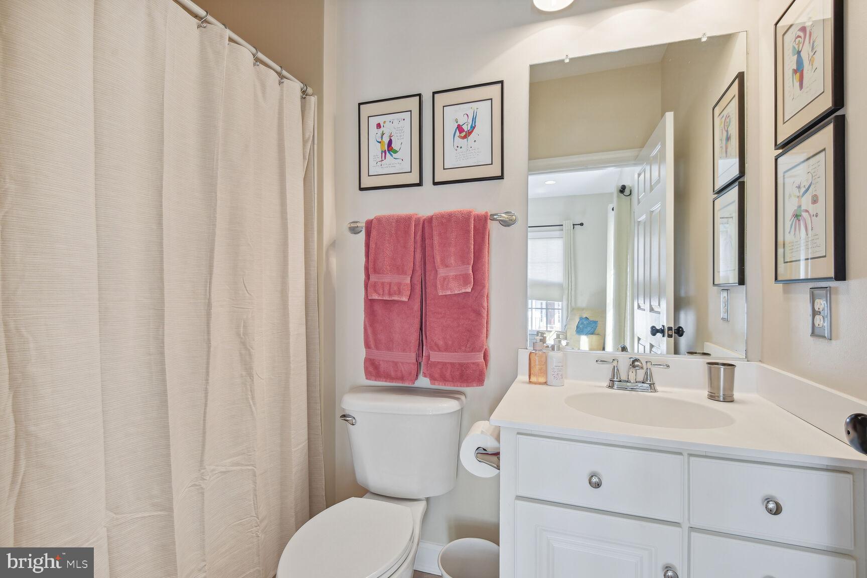 LAKELANDS - Residential