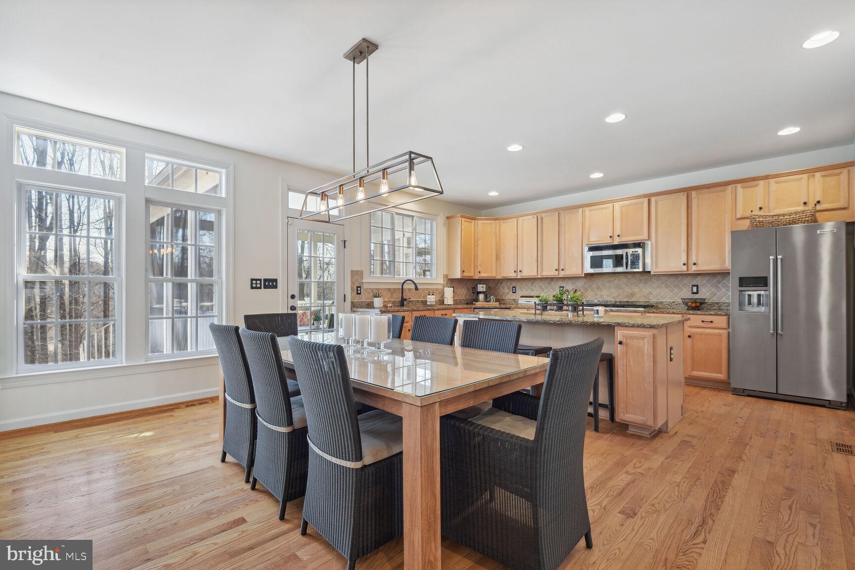 LAKELANDS - Residential