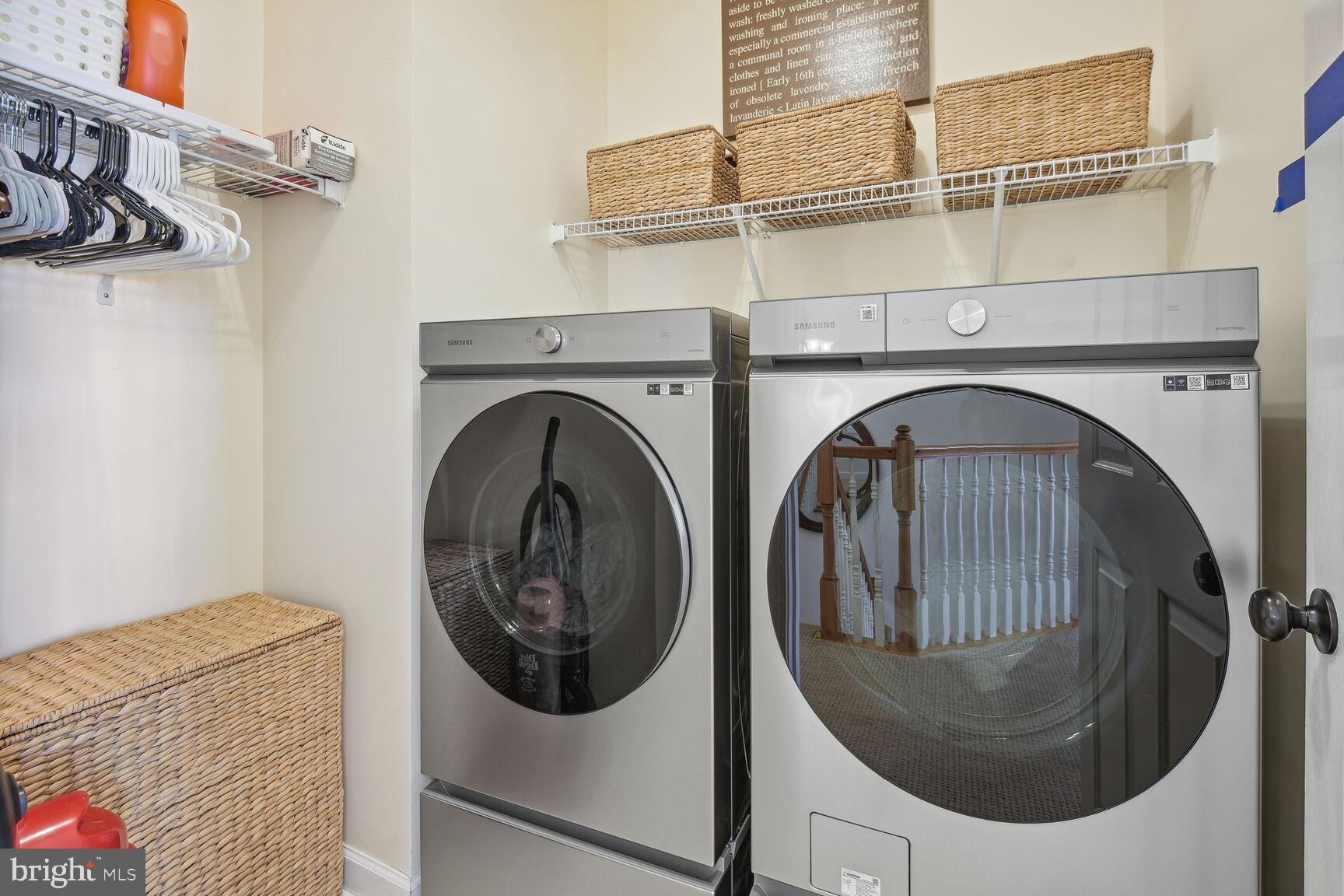 LAKELANDS - Residential