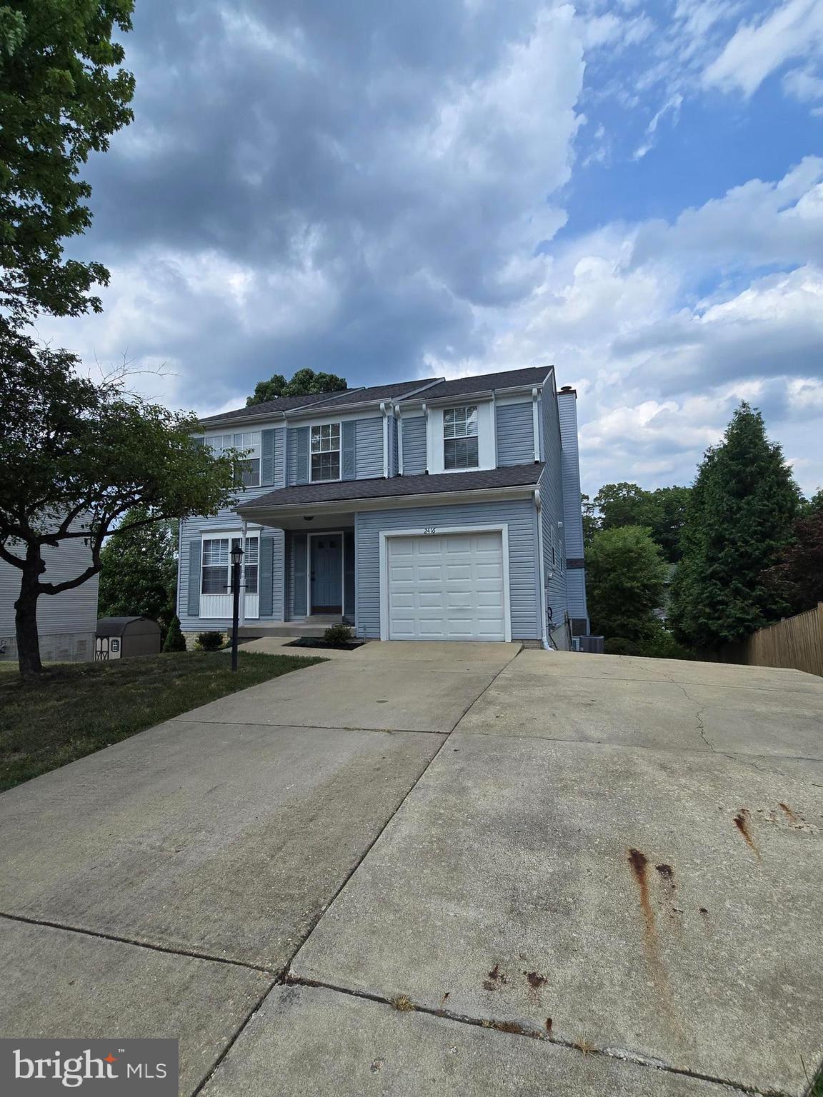 2416 BLACKBERRY COURT