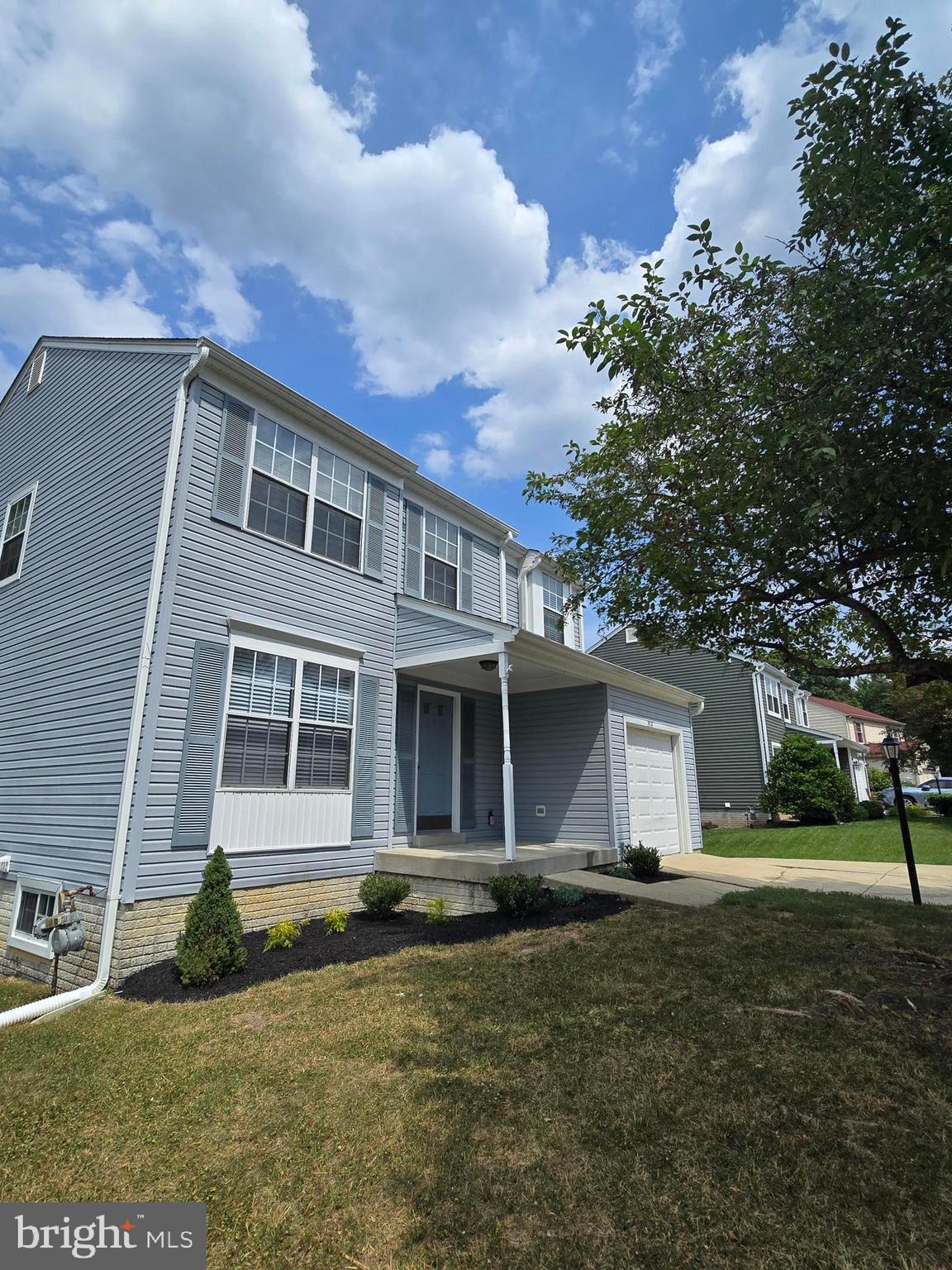 2416 BLACKBERRY COURT