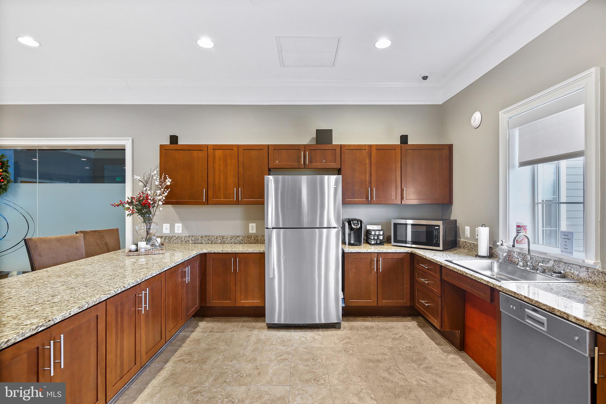 WAVERLY WOODS WEST - Residential