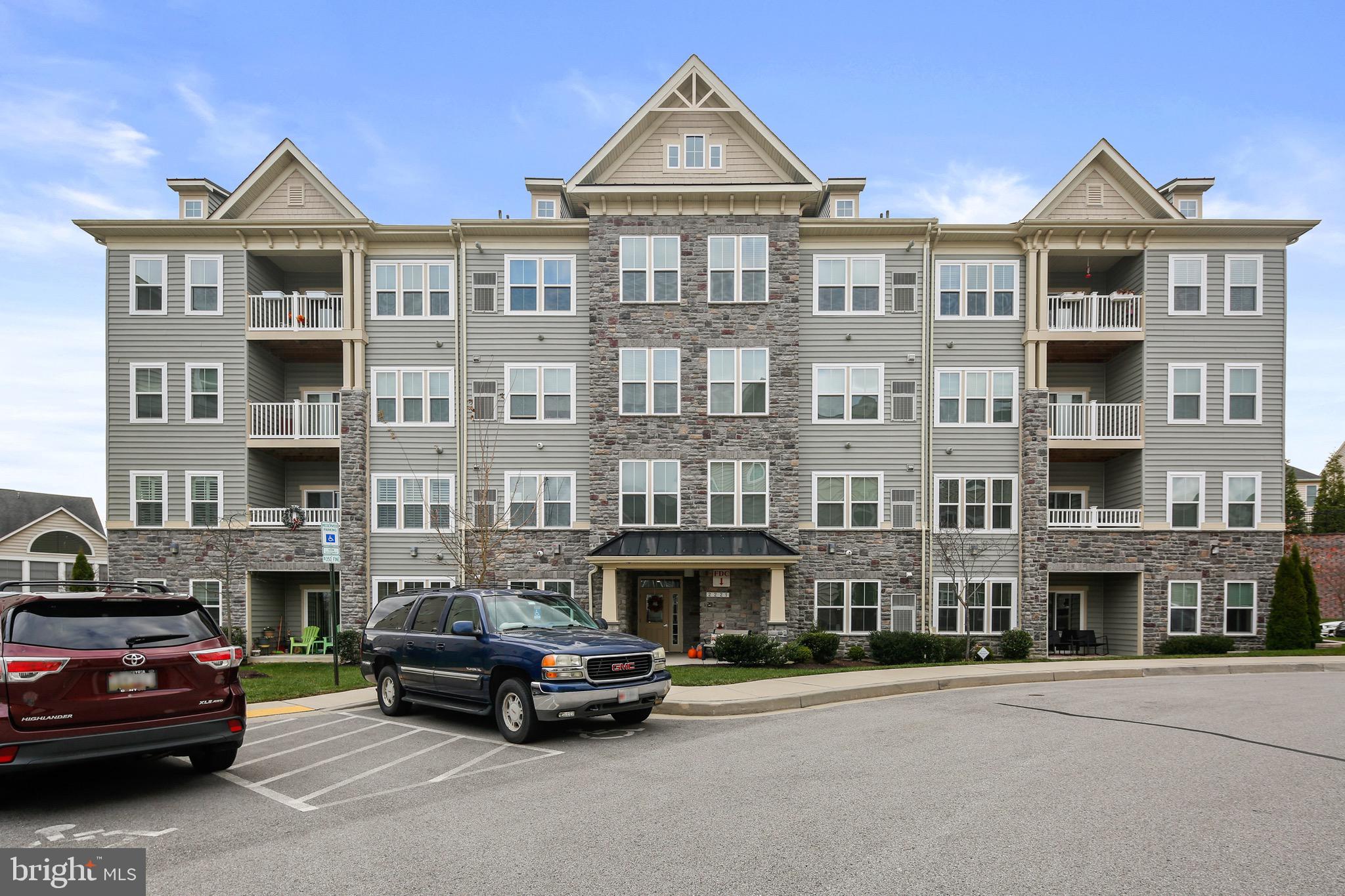 WAVERLY WOODS WEST - Residential