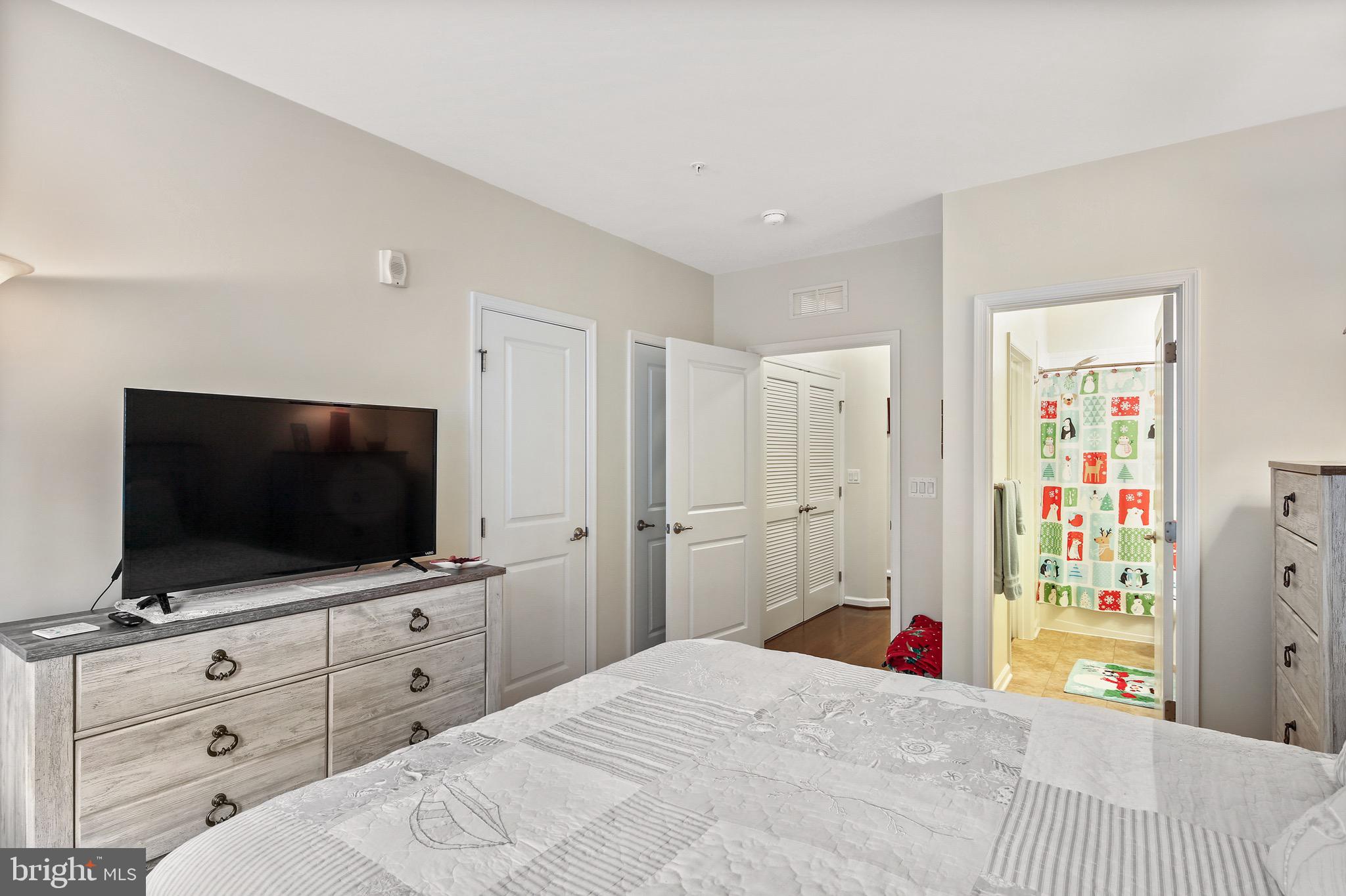 WAVERLY WOODS WEST - Residential