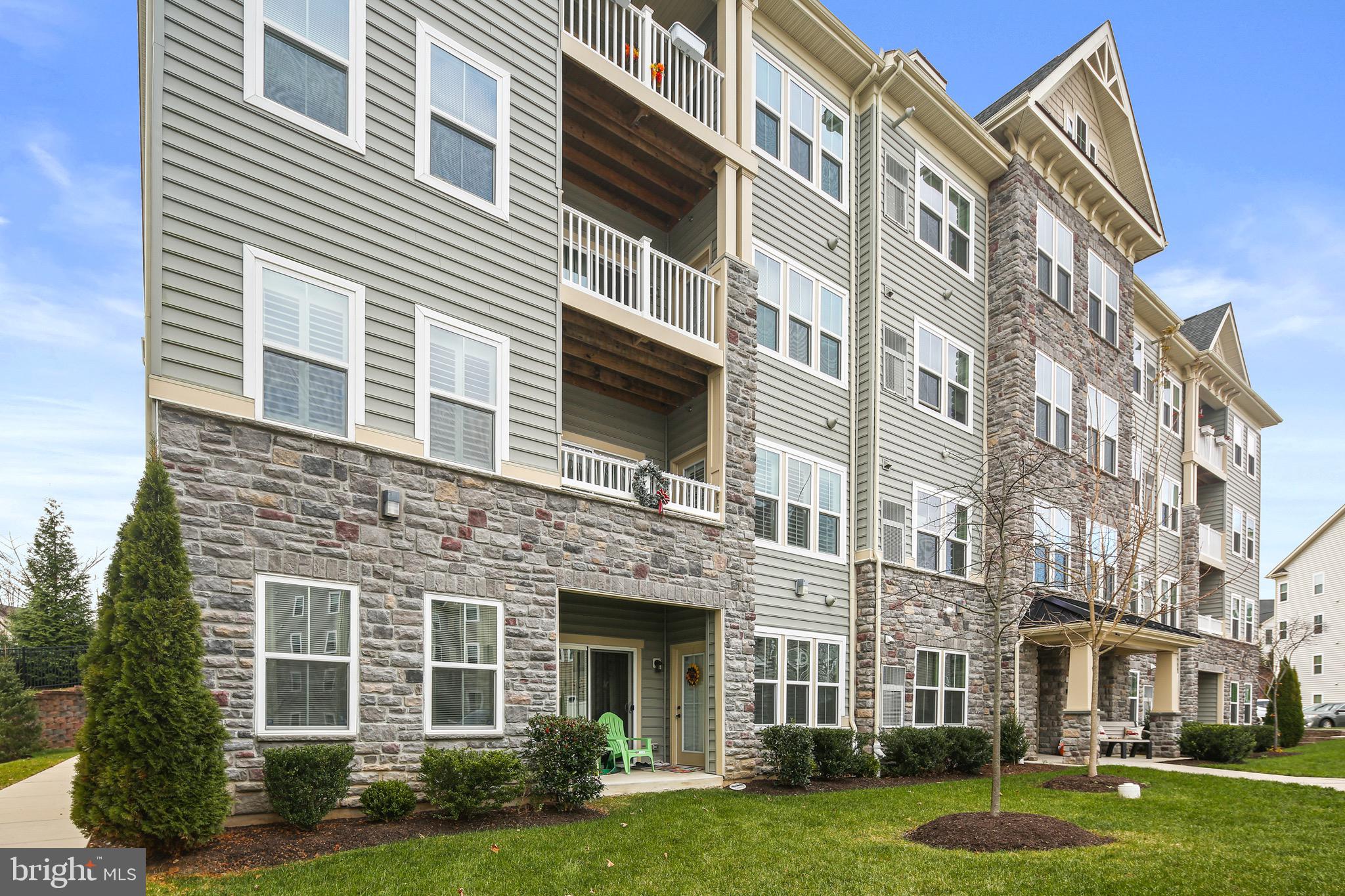 WAVERLY WOODS WEST - Residential