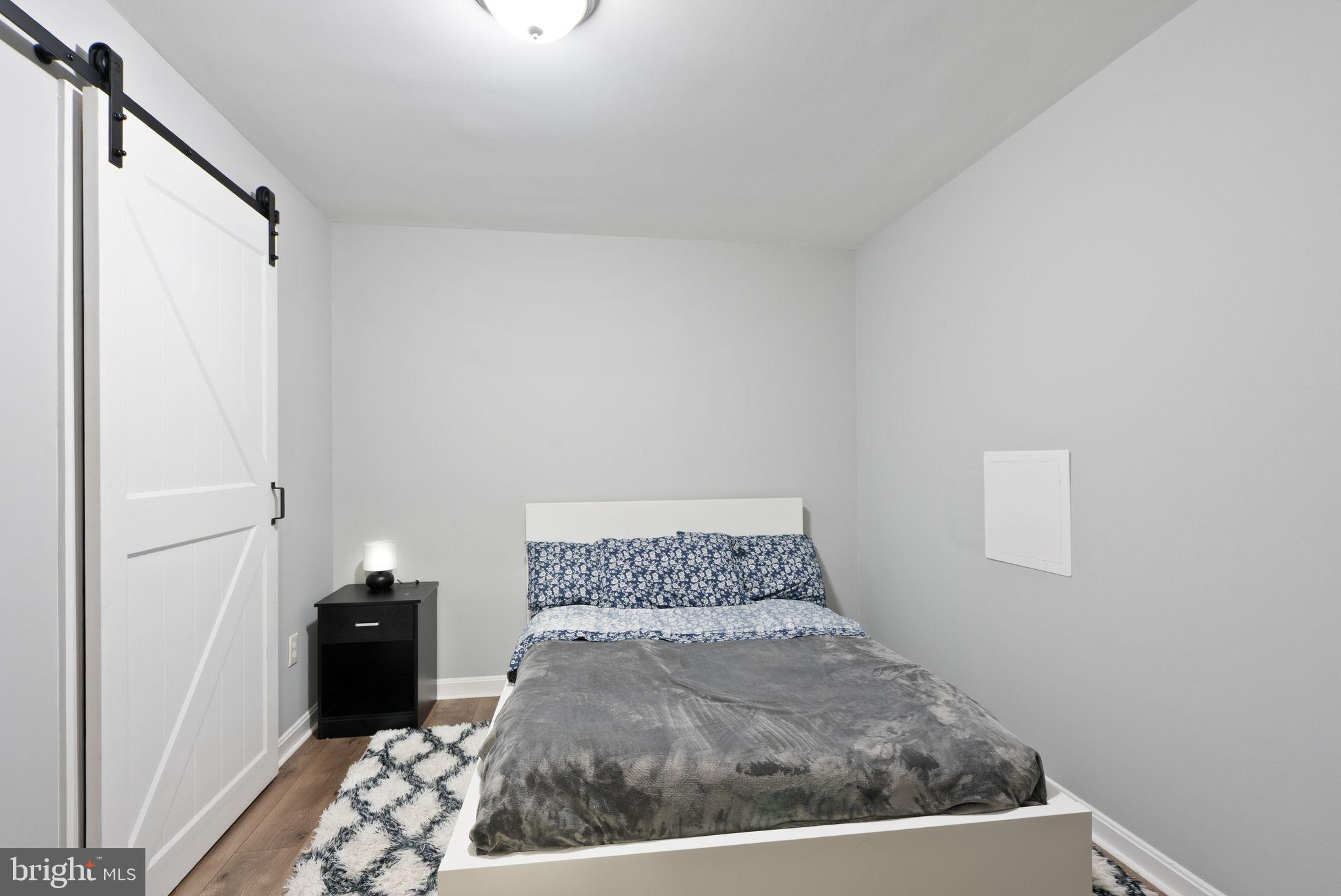 RUNNYMEADE - Residential