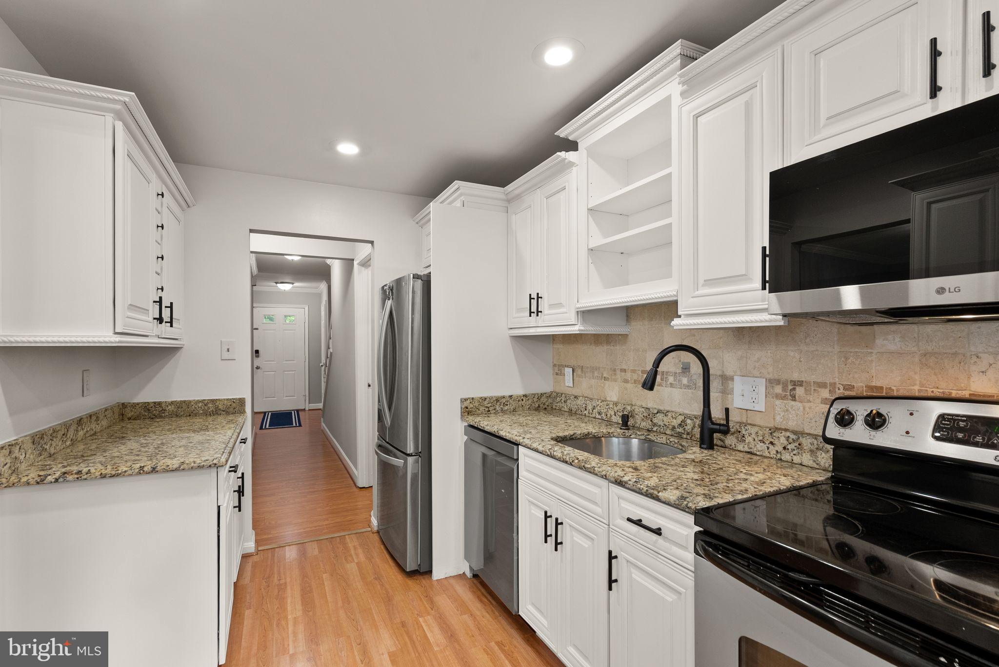 RUNNYMEADE - Residential