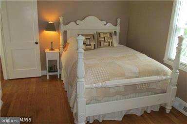 MANHATTAN BEACH - Residential