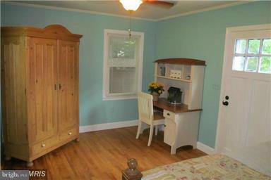 MANHATTAN BEACH - Residential