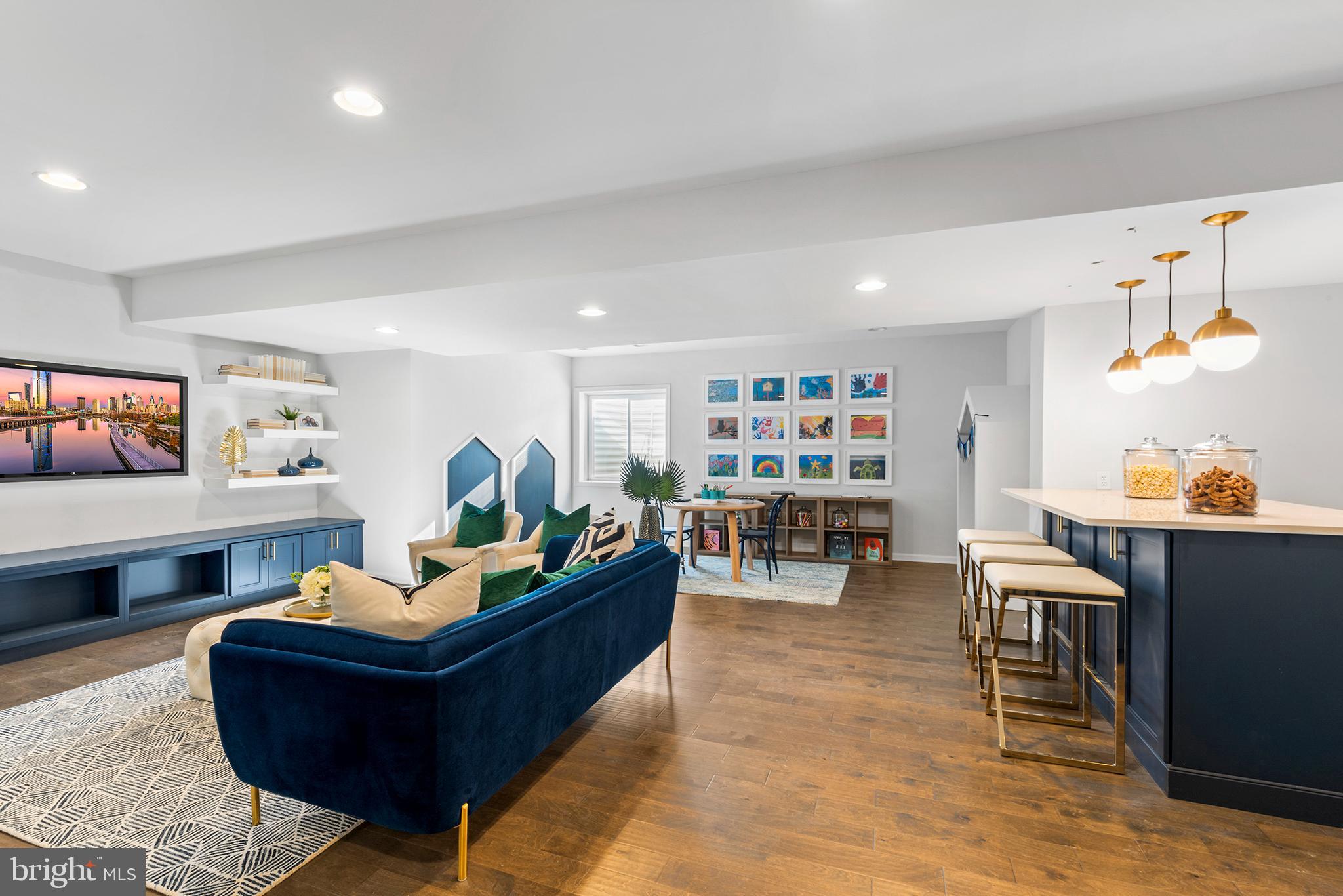 THE MEADOWS - Residential