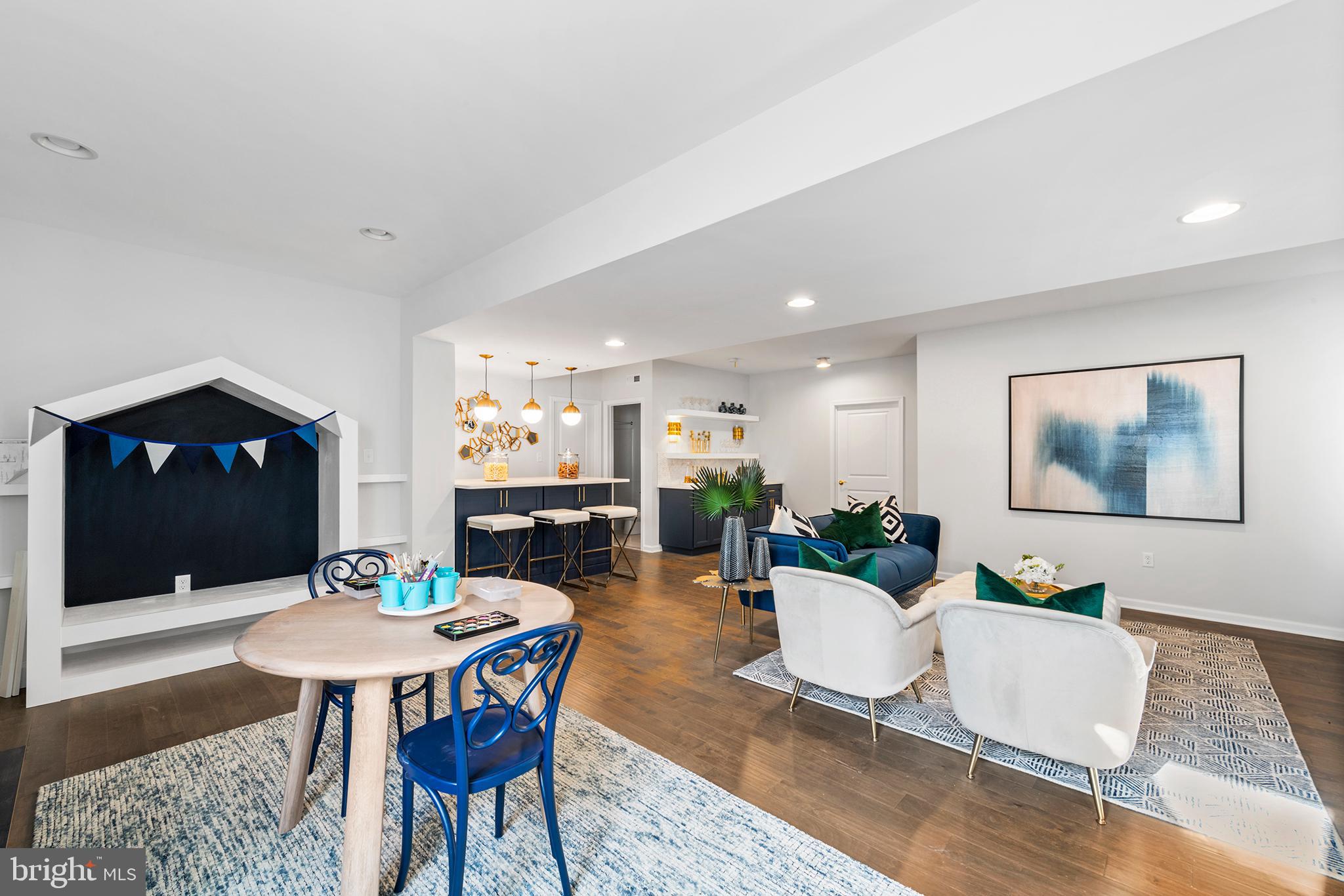 THE MEADOWS - Residential